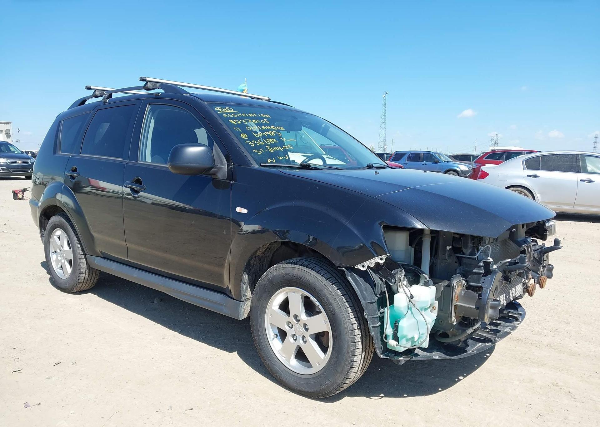 2011 MITSUBISHI OUTLANDER ES