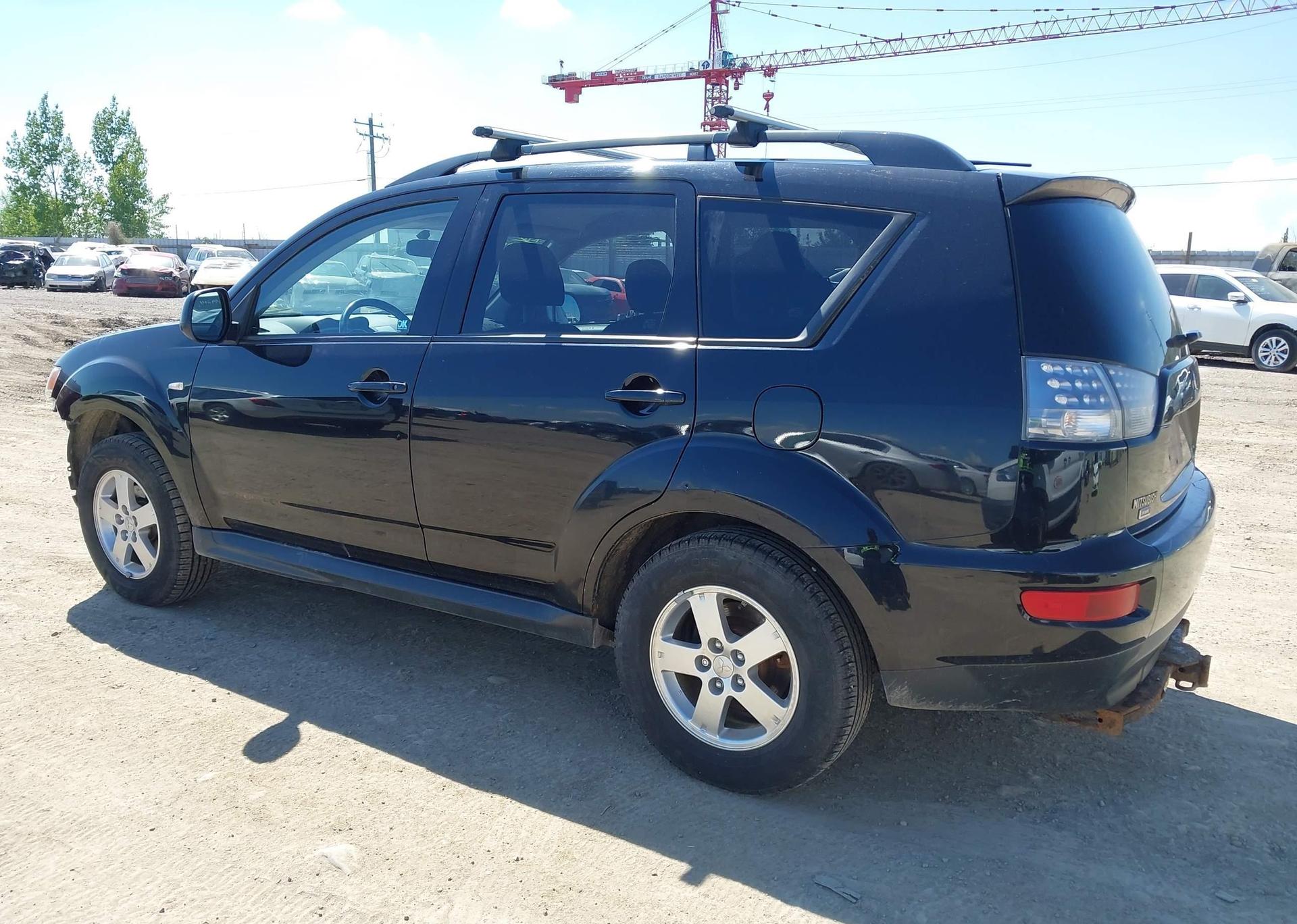 2011 MITSUBISHI OUTLANDER ES