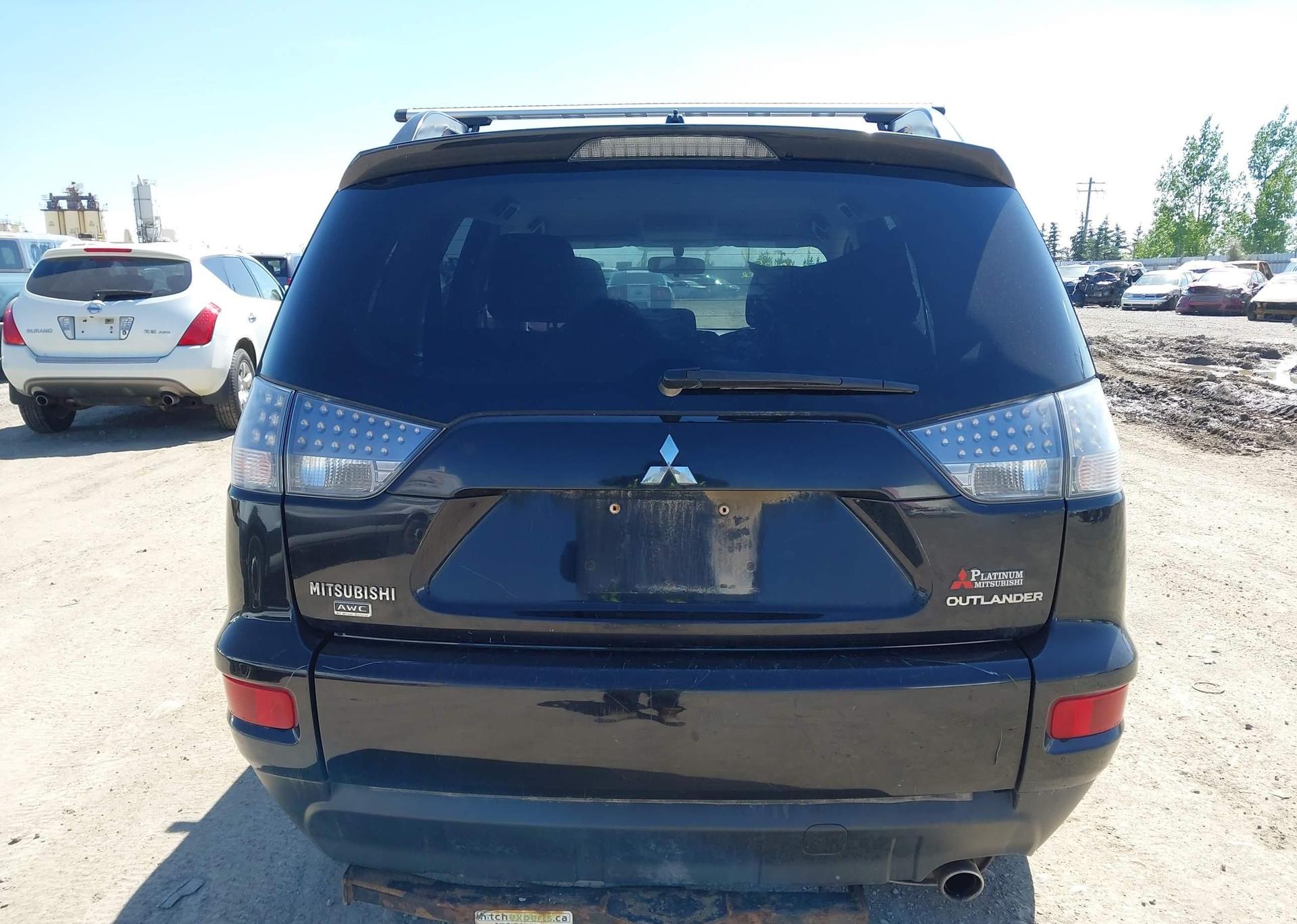 2011 MITSUBISHI OUTLANDER ES