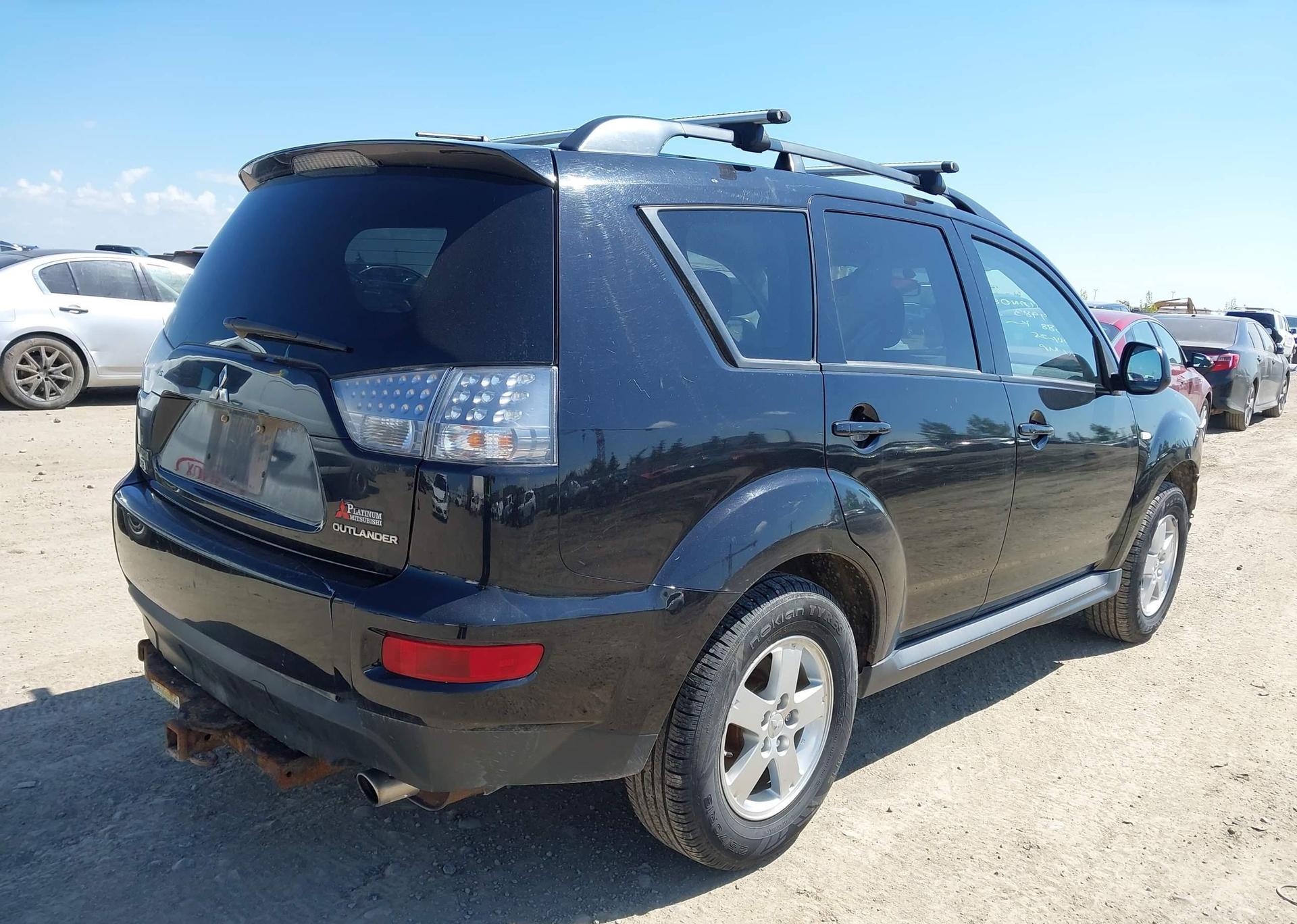 2011 MITSUBISHI OUTLANDER ES