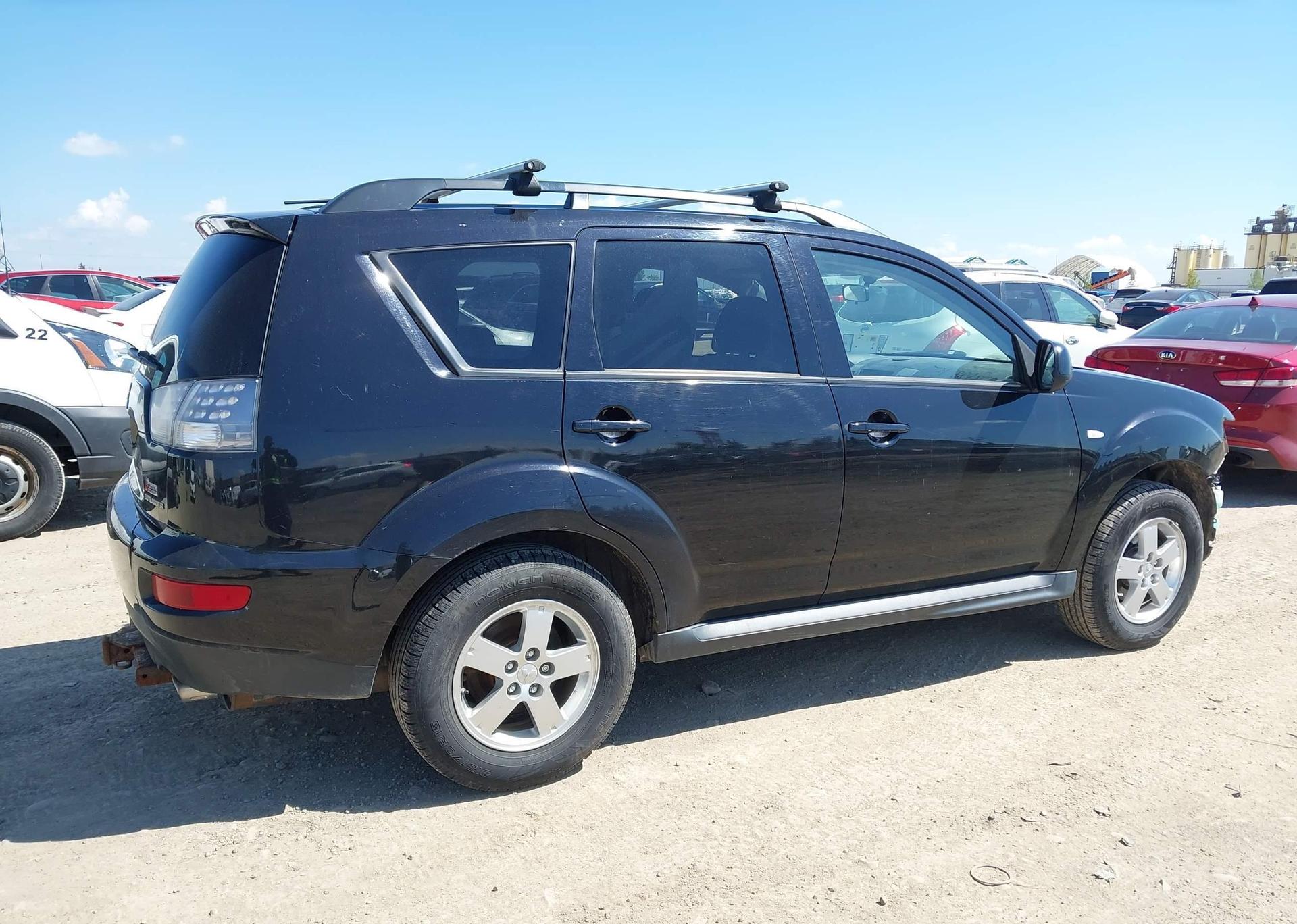 2011 MITSUBISHI OUTLANDER ES