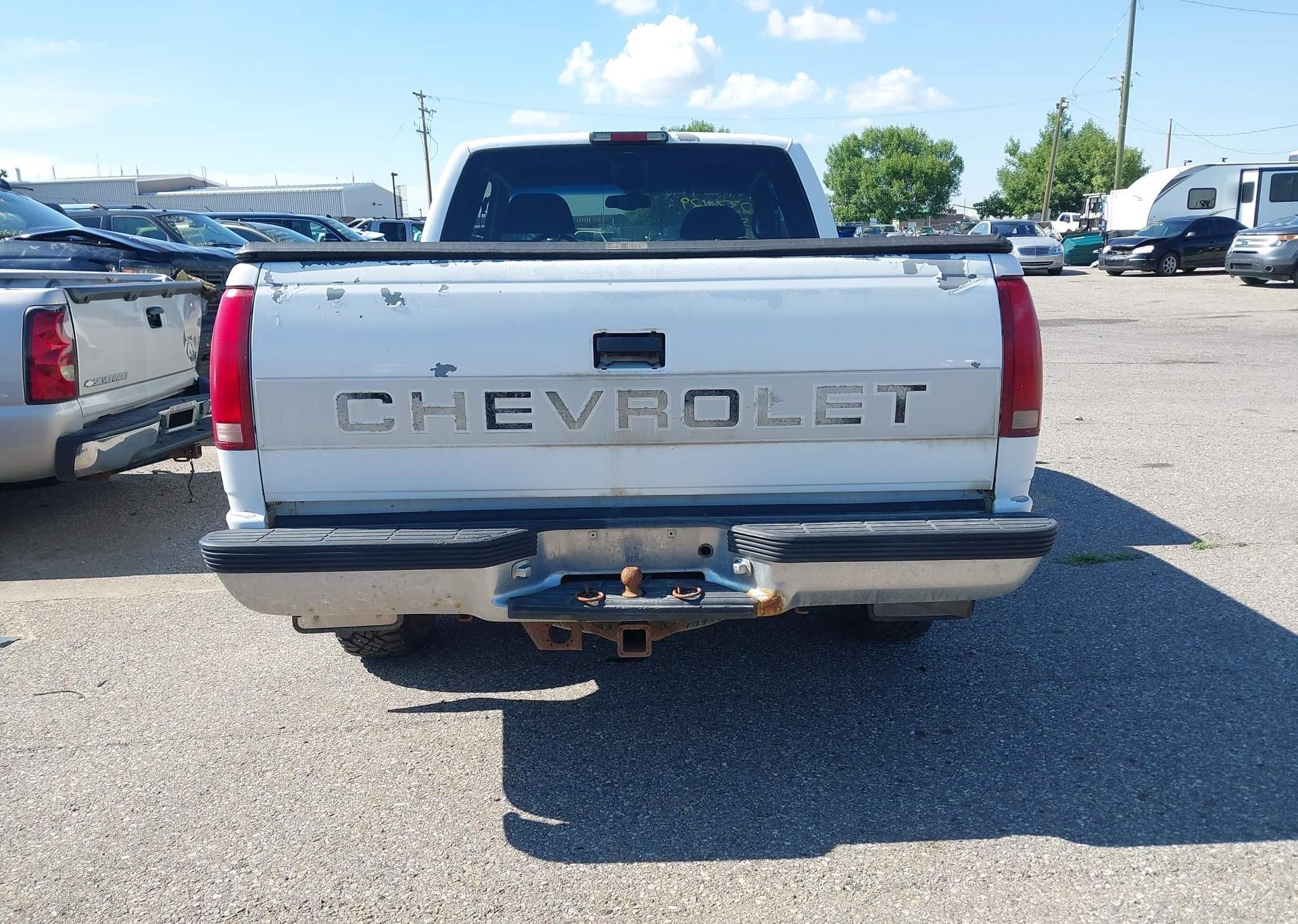 1997 CHEVROLET GMT-400 C1500