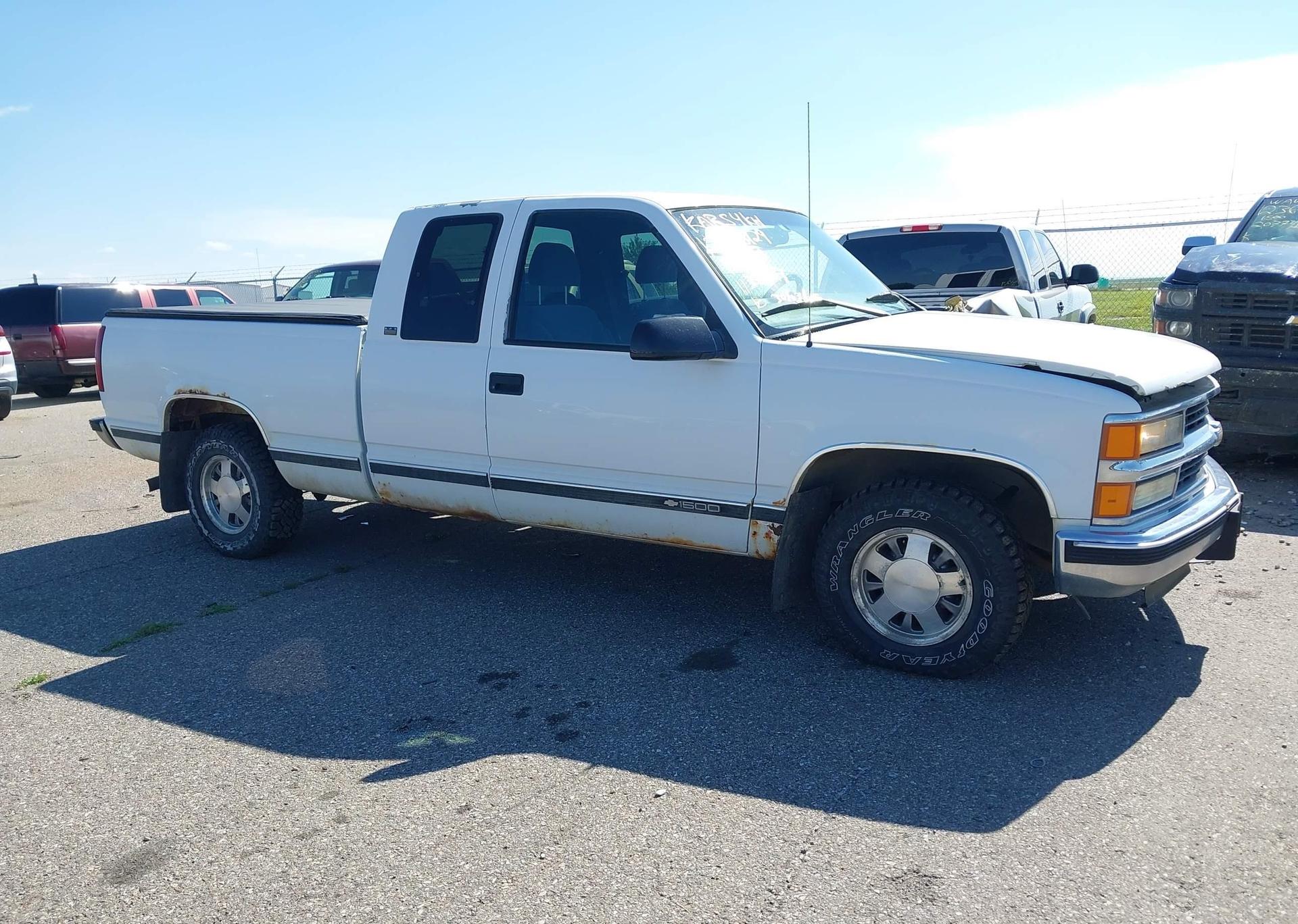 1997 CHEVROLET GMT-400 C1500