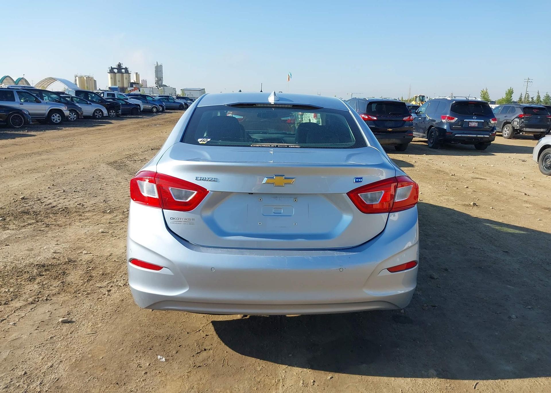 2017 CHEVROLET CRUZE