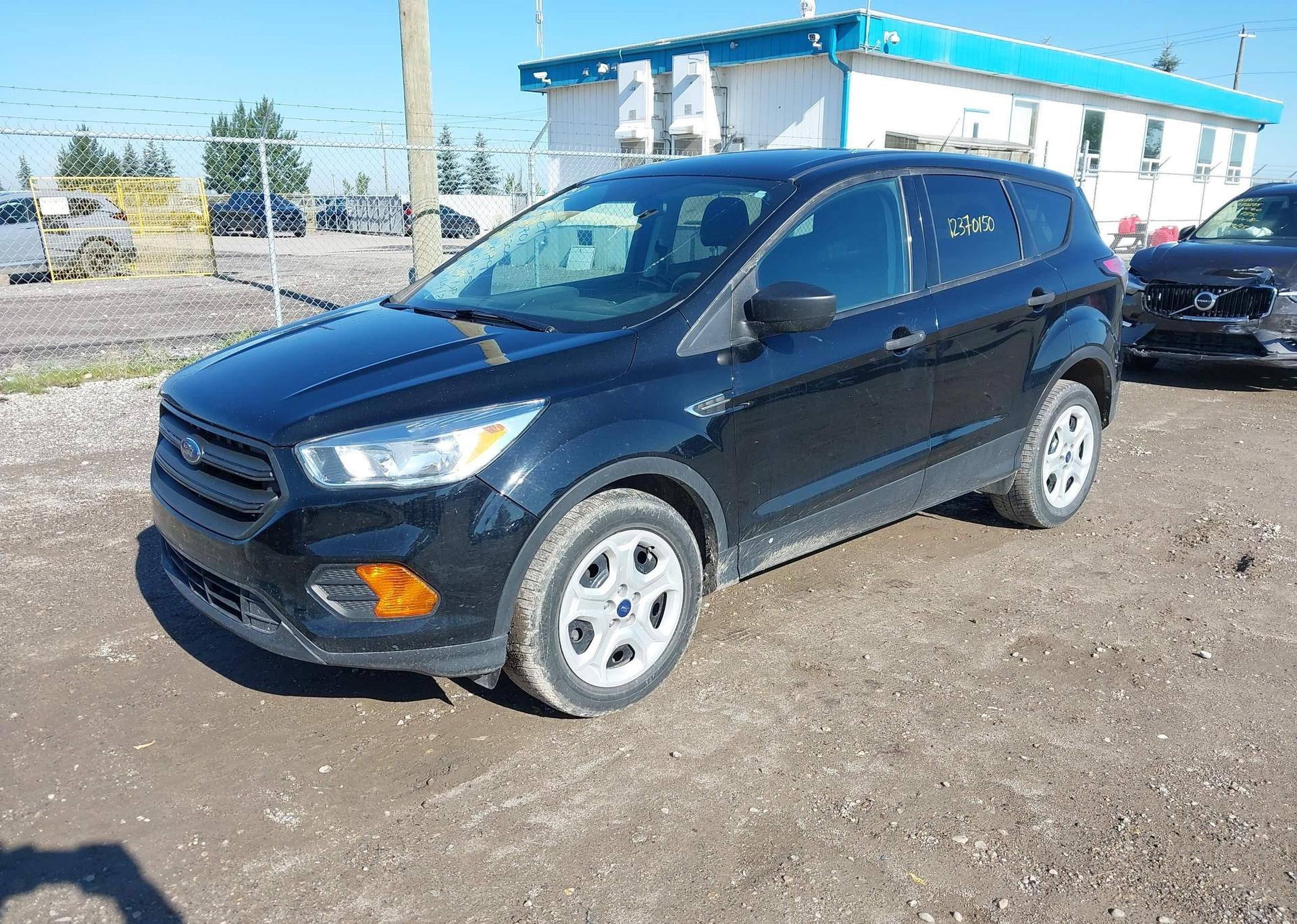 2017 FORD ESCAPE S