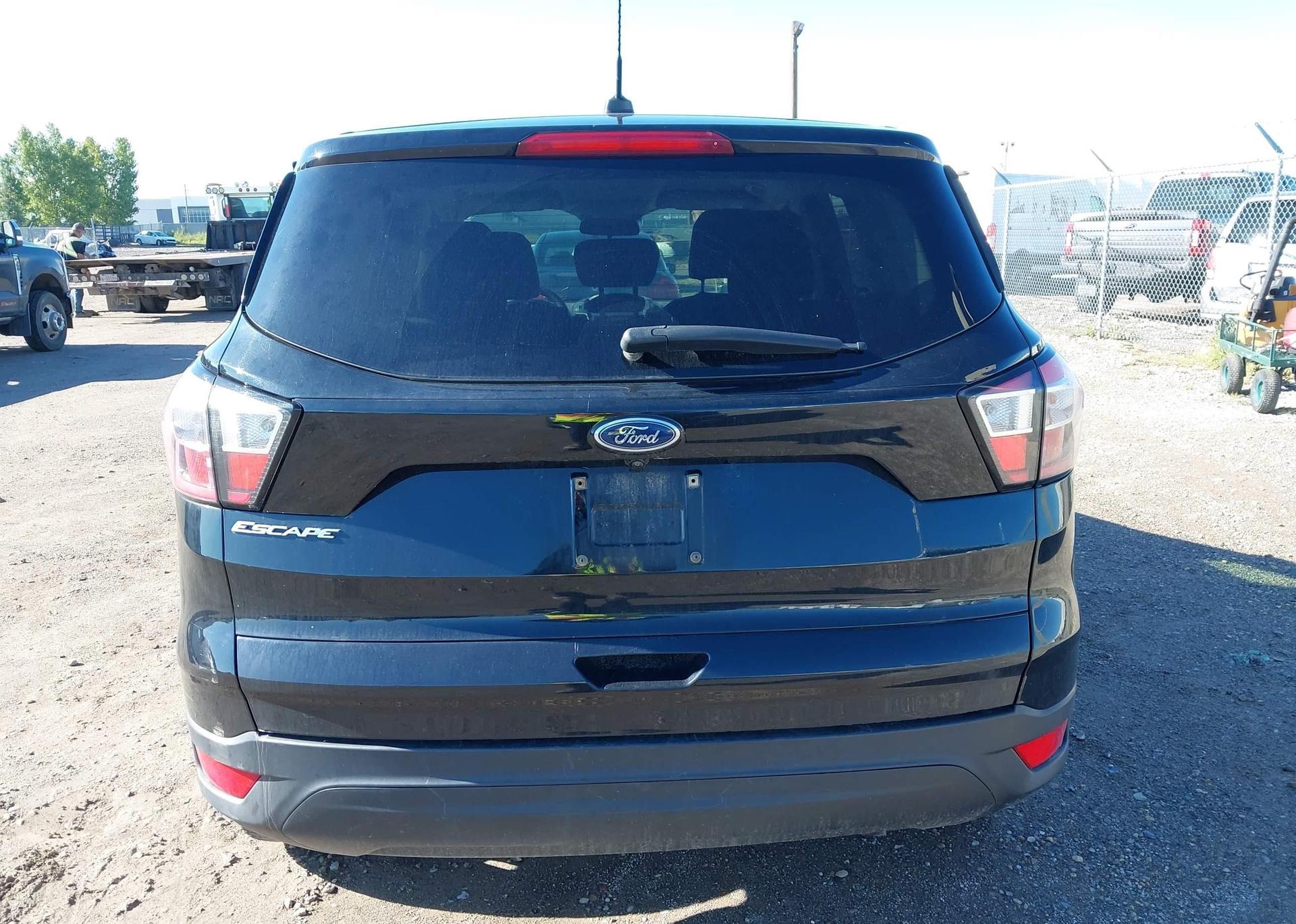 2017 FORD ESCAPE S