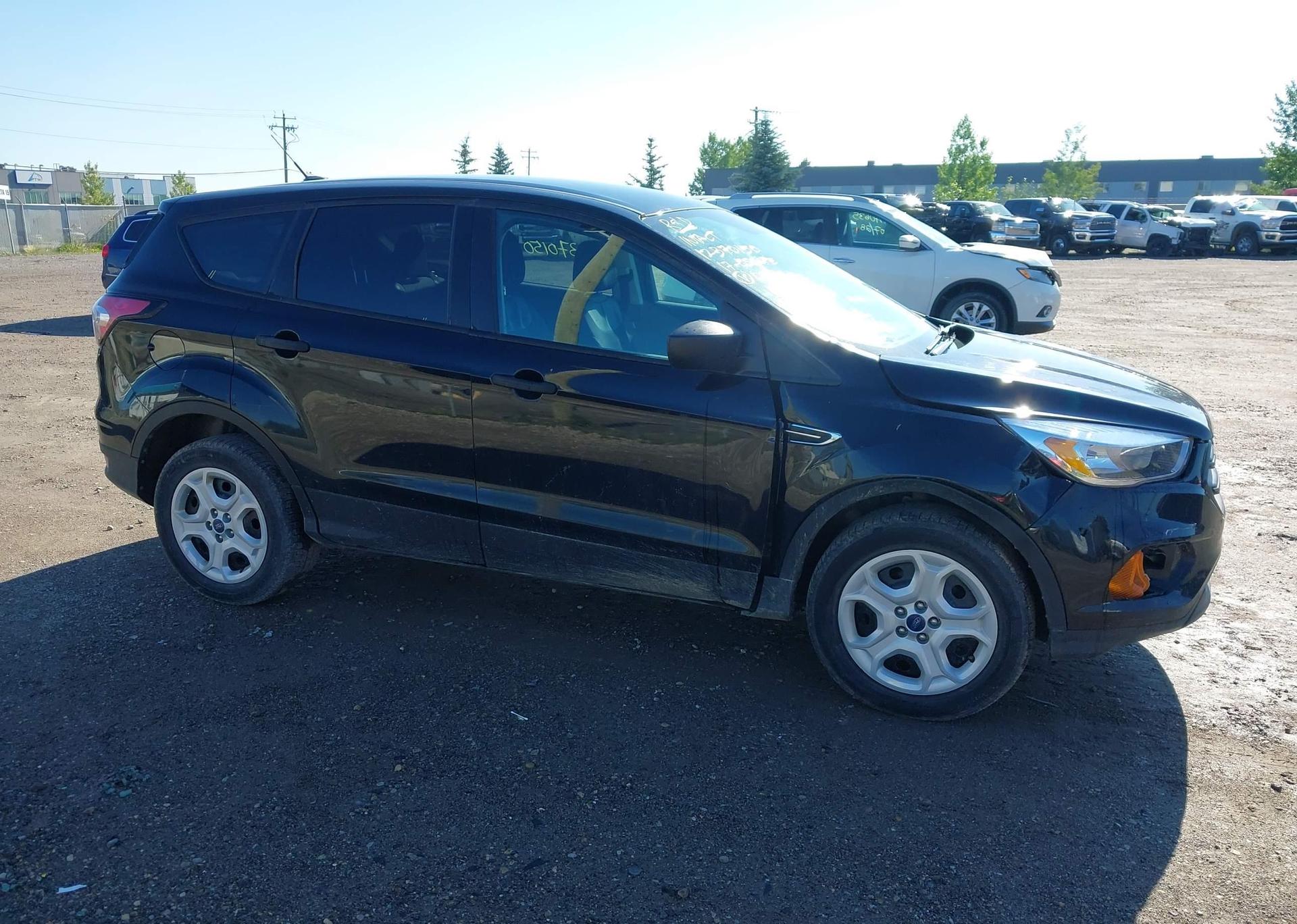 2017 FORD ESCAPE S
