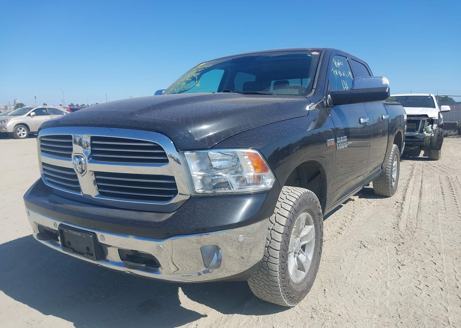 2018 RAM 1500 SLT