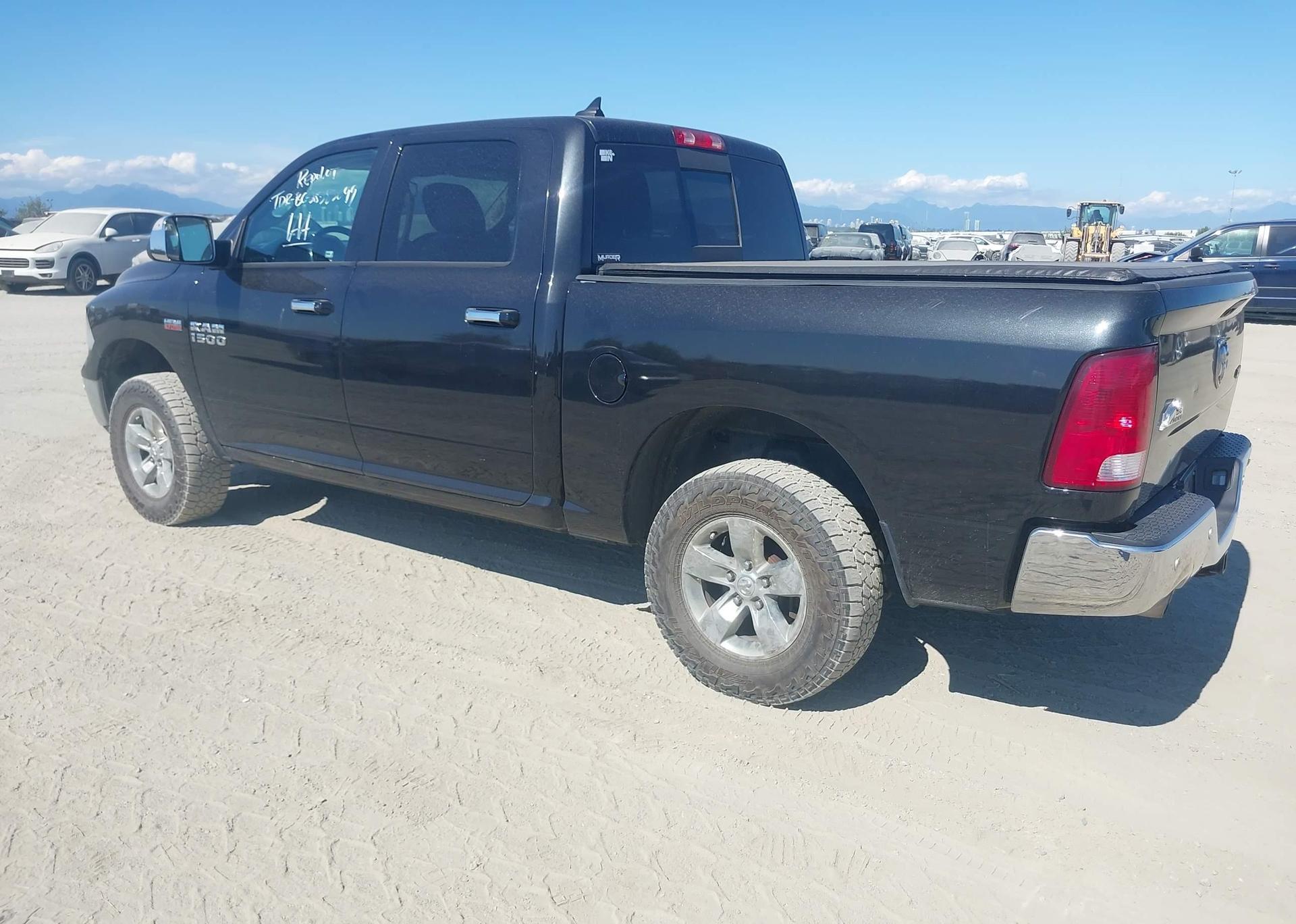 2018 RAM 1500 SLT