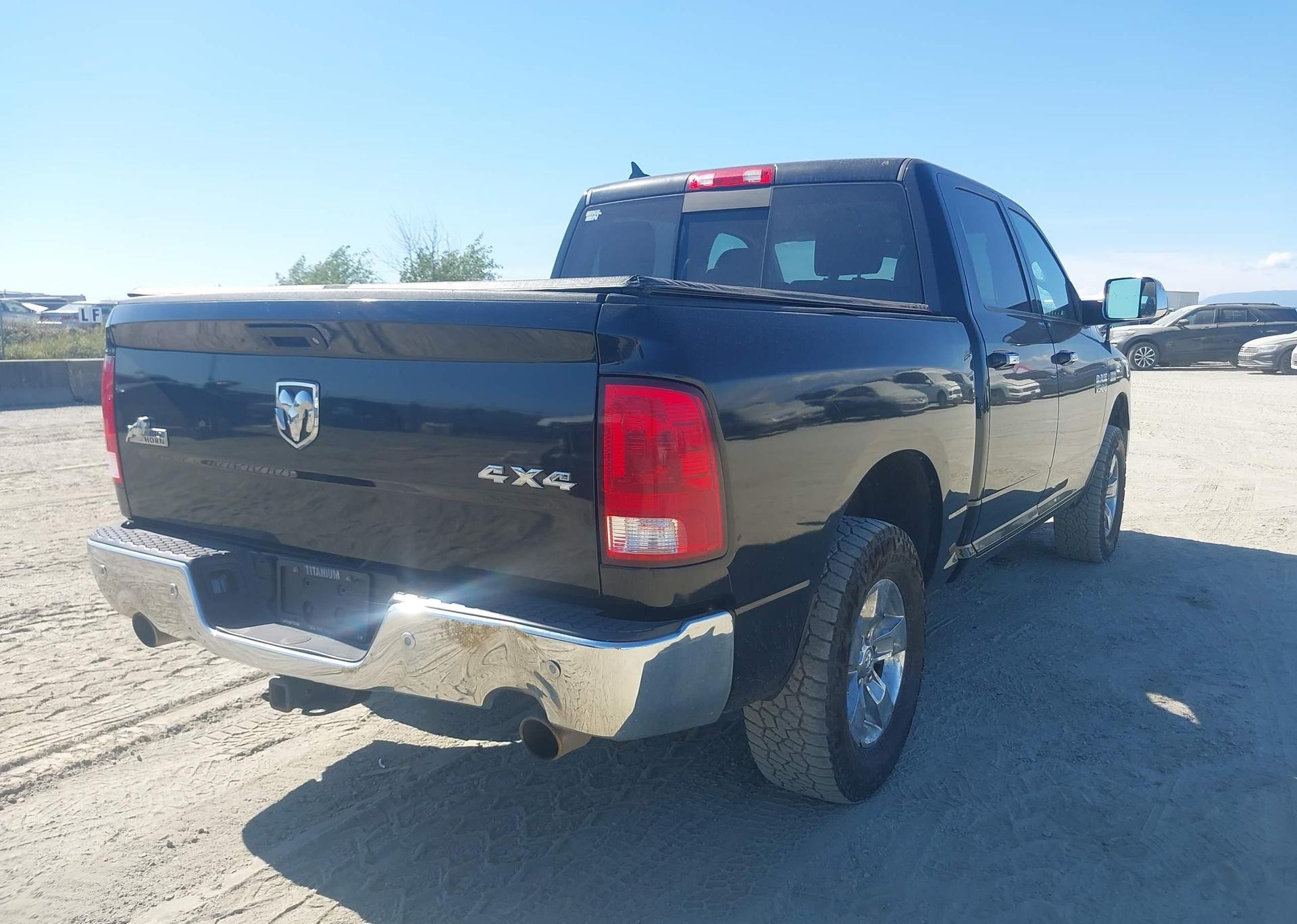 2018 RAM 1500 SLT