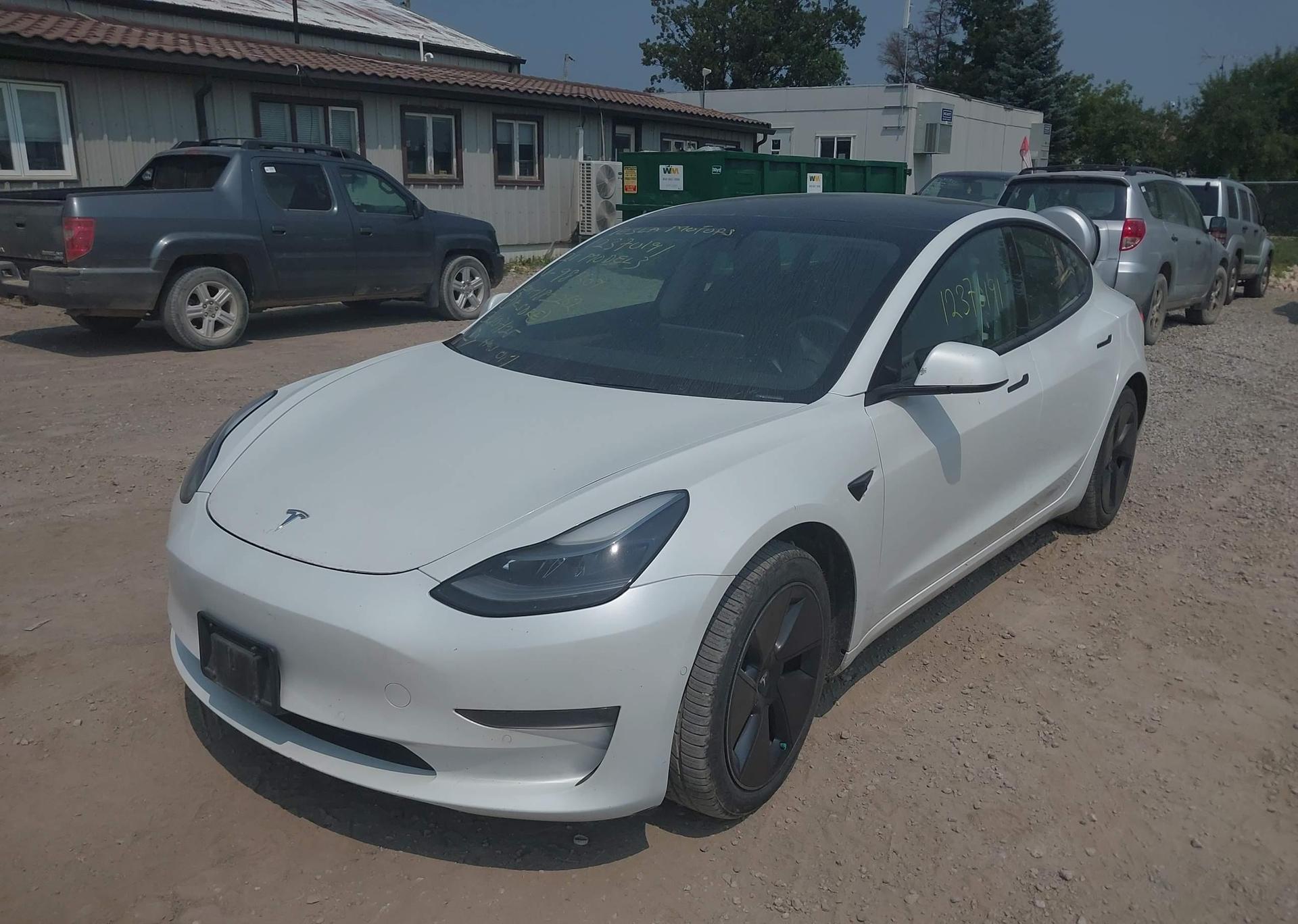 2021 TESLA MODEL 3