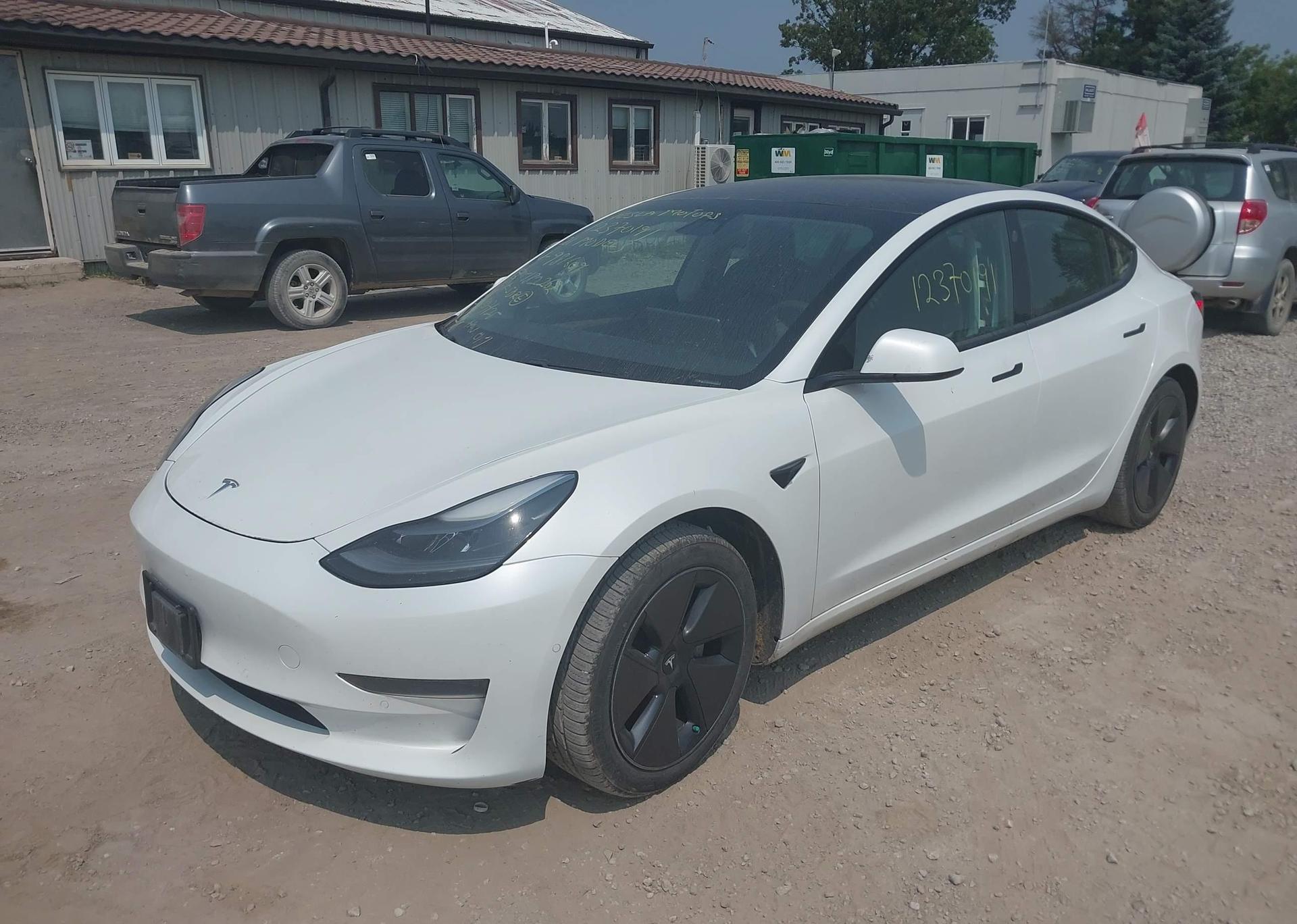 2021 TESLA MODEL 3