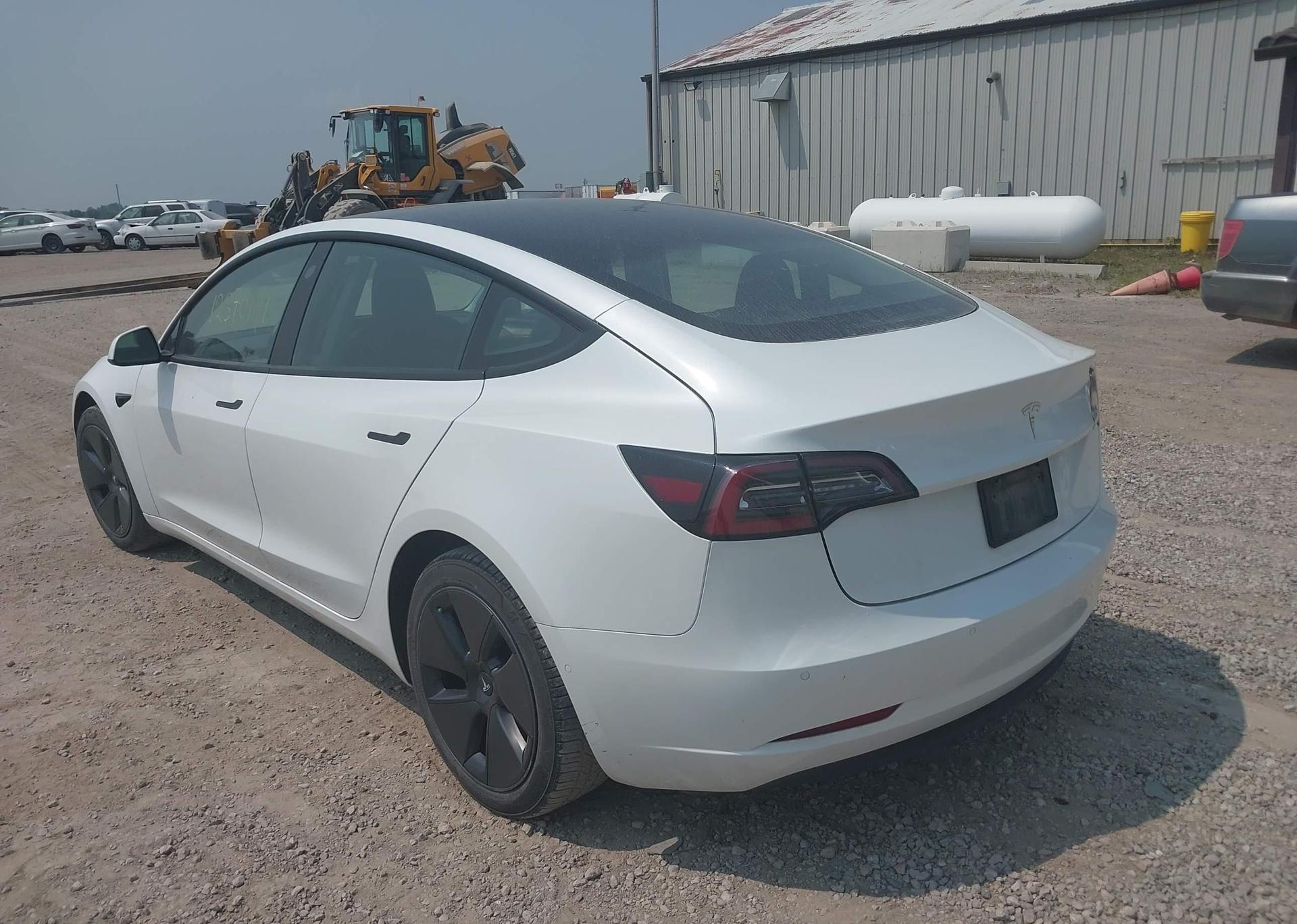 2021 TESLA MODEL 3