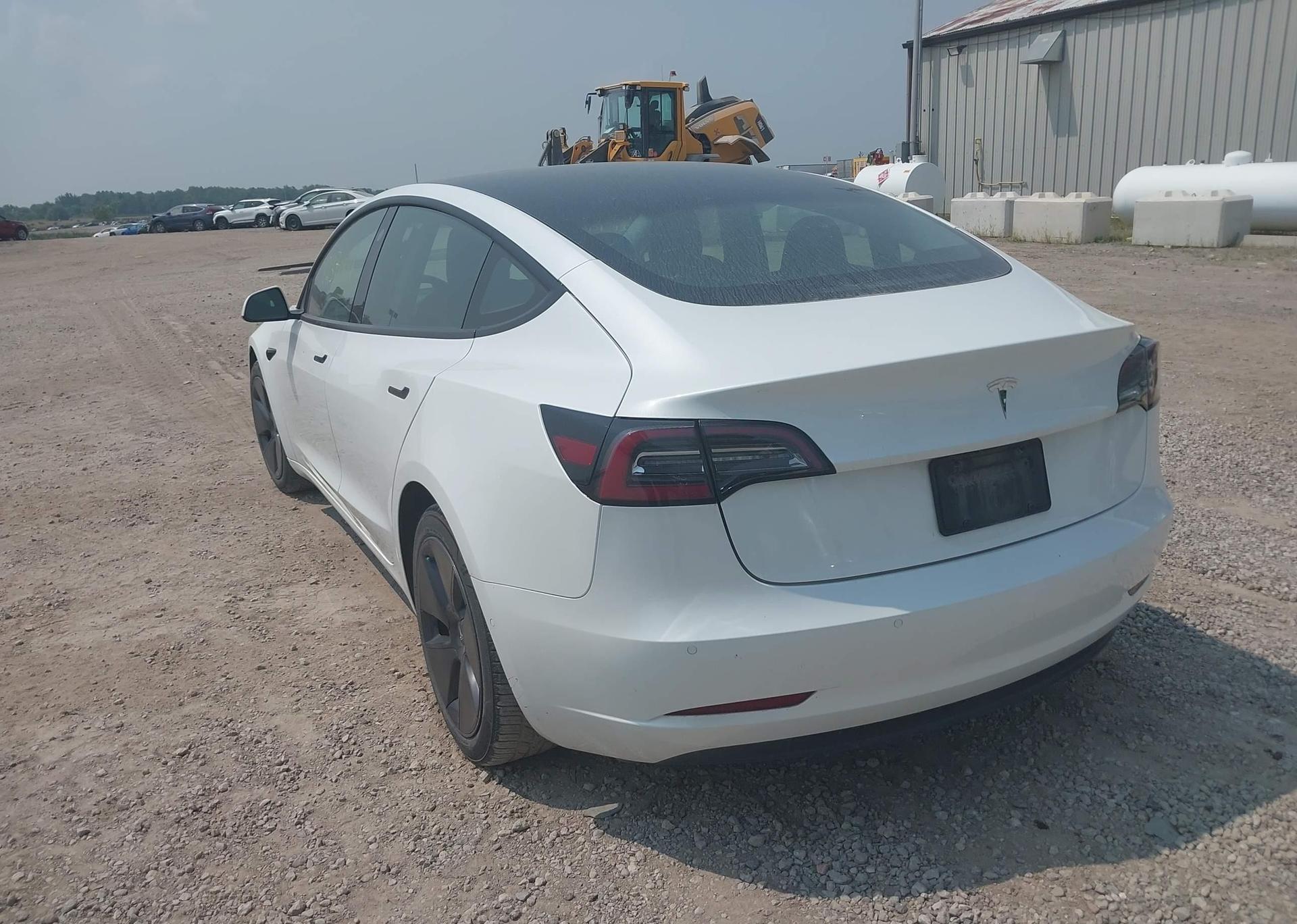 2021 TESLA MODEL 3