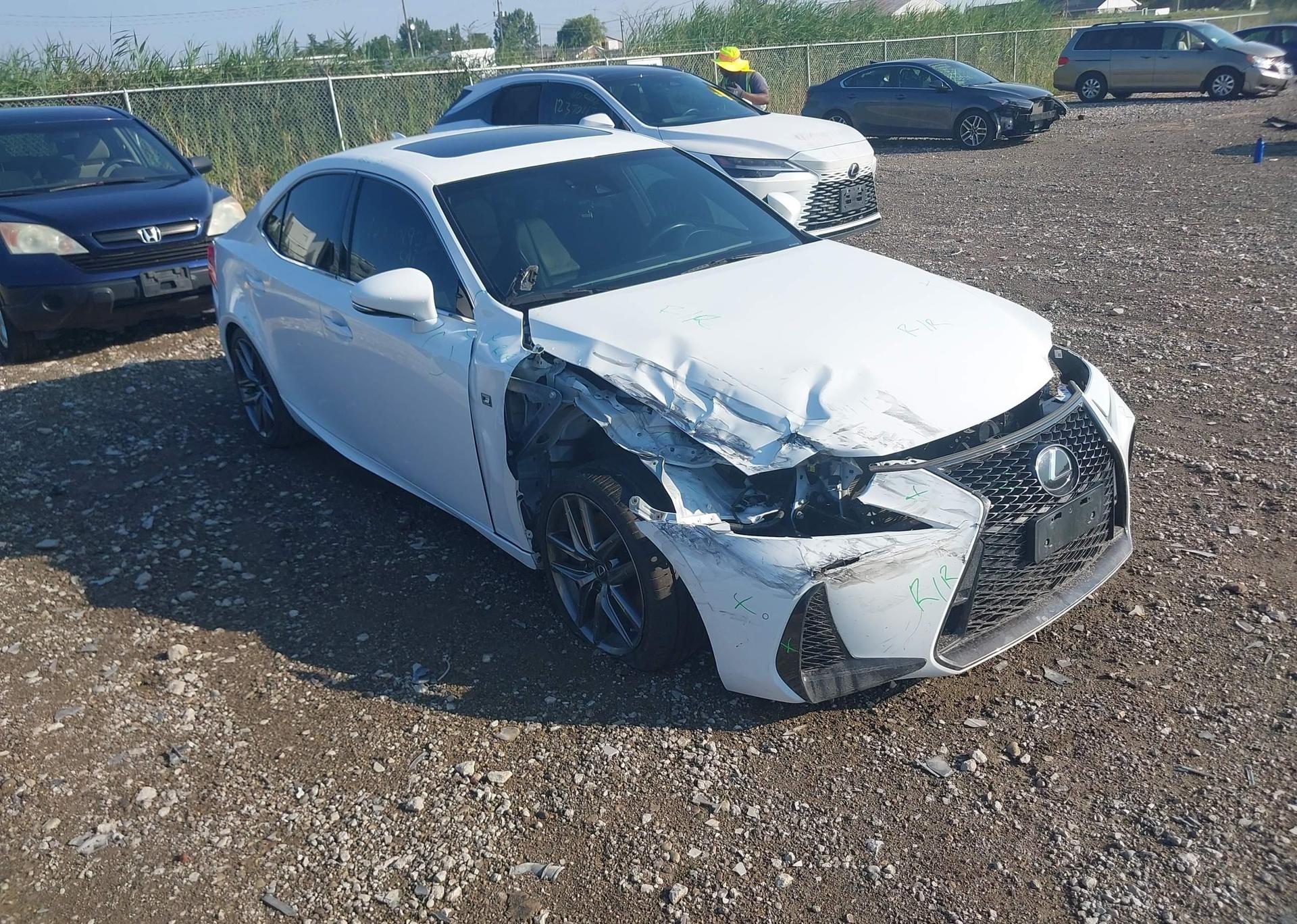 2019 LEXUS IS 300