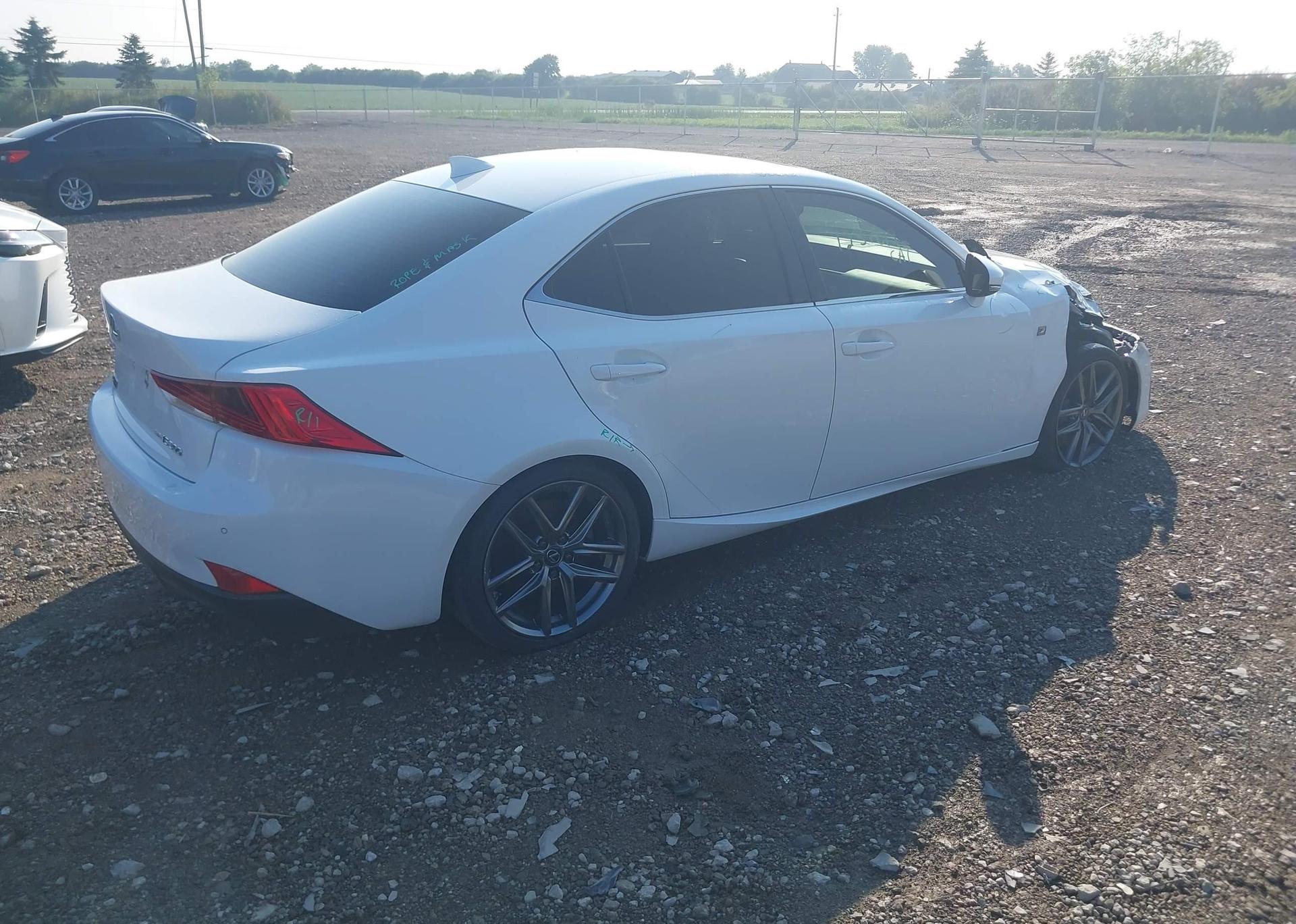 2019 LEXUS IS 300