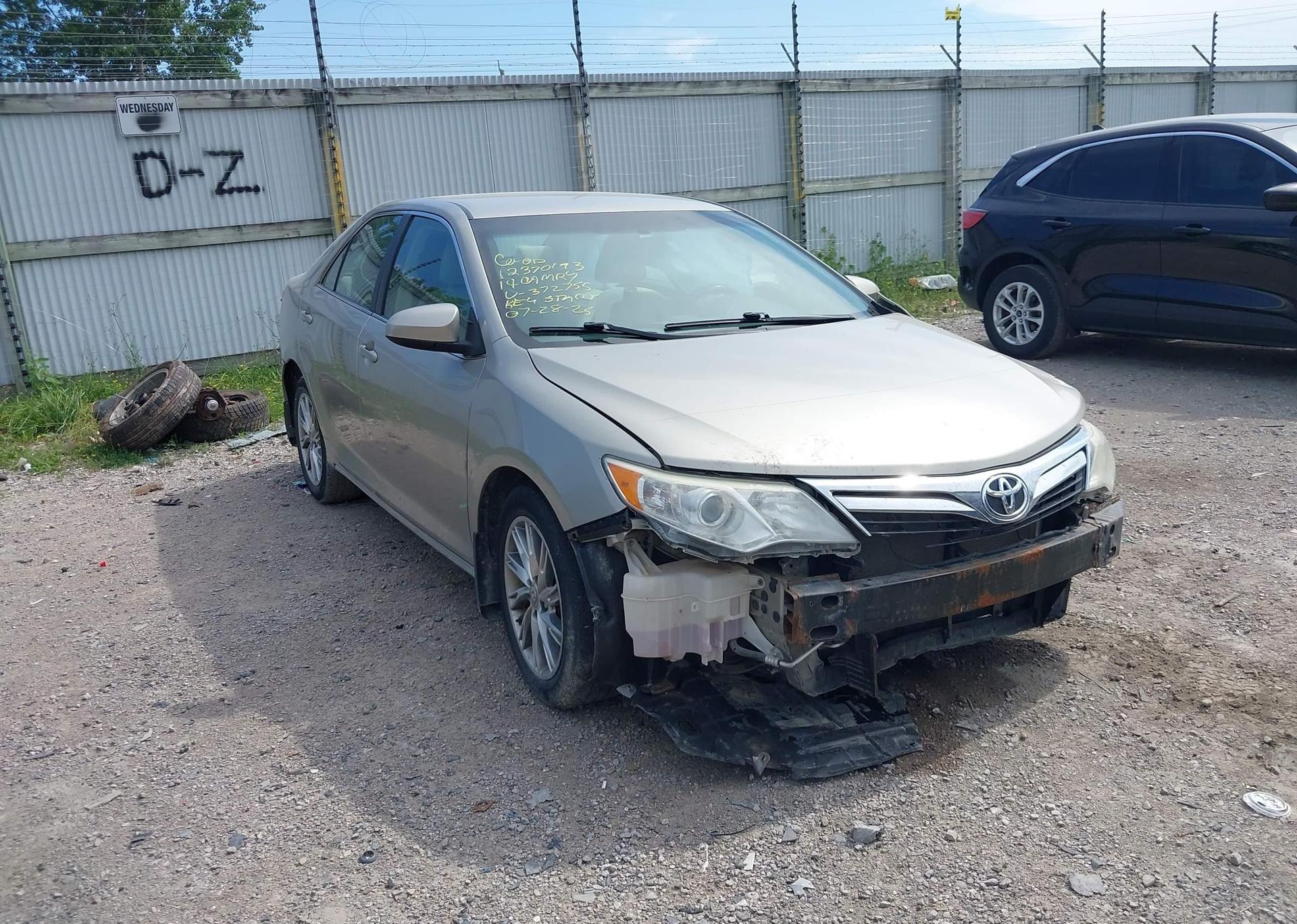 2014 TOYOTA CAMRY L