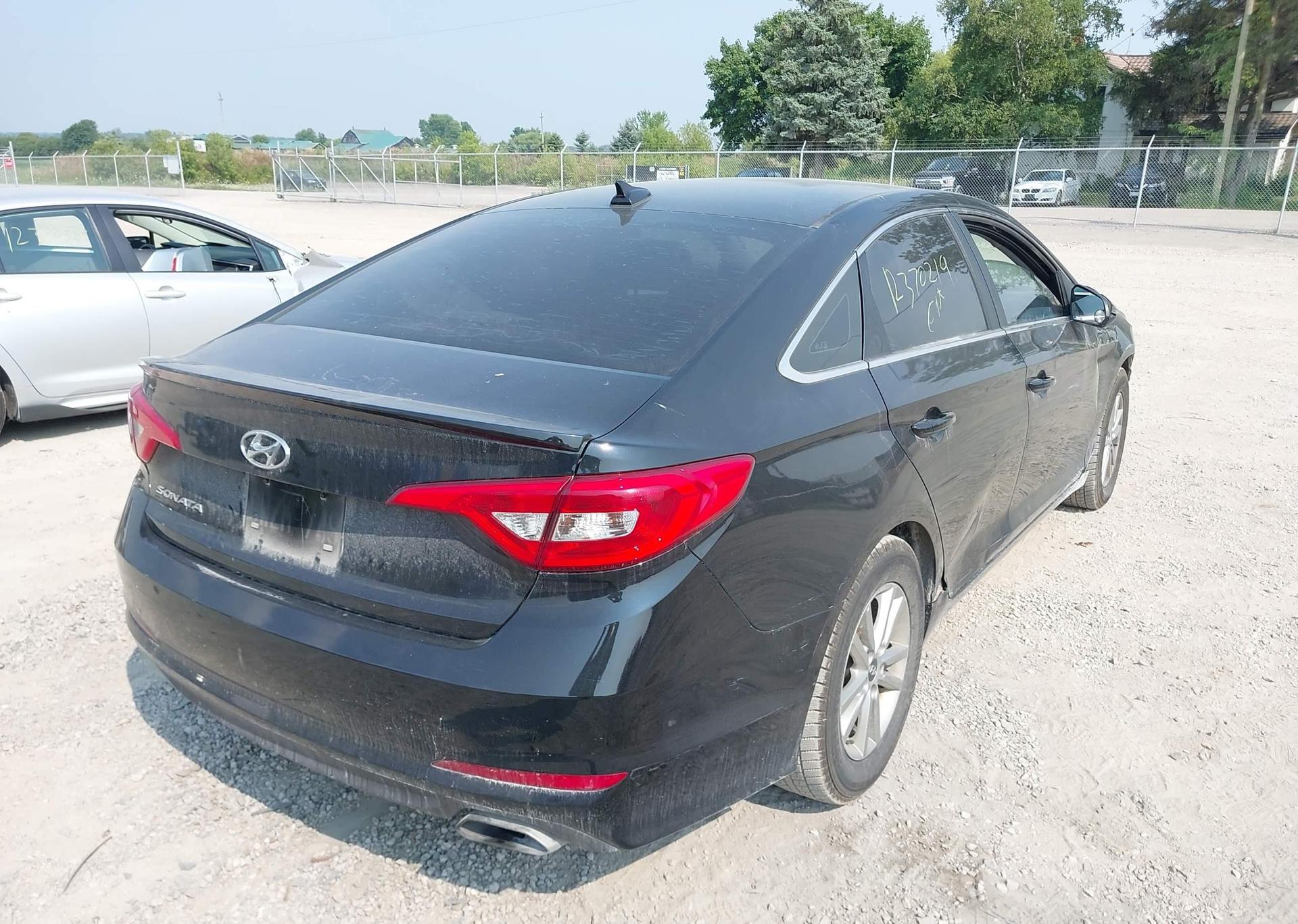 2017 HYUNDAI SONATA GL