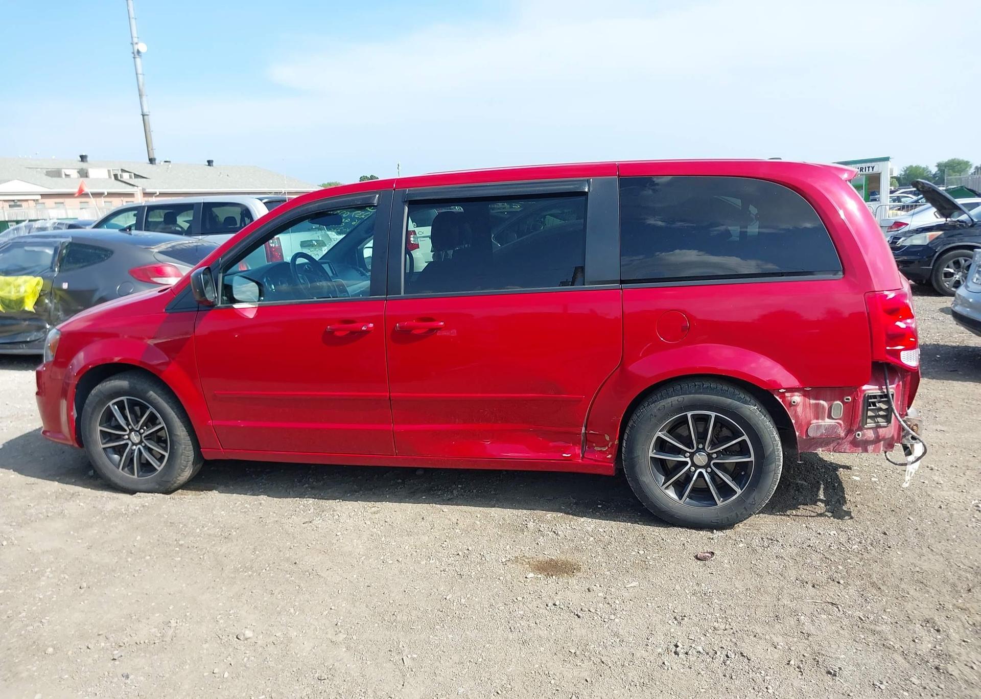 2016 DODGE GRAND CARAVAN SE