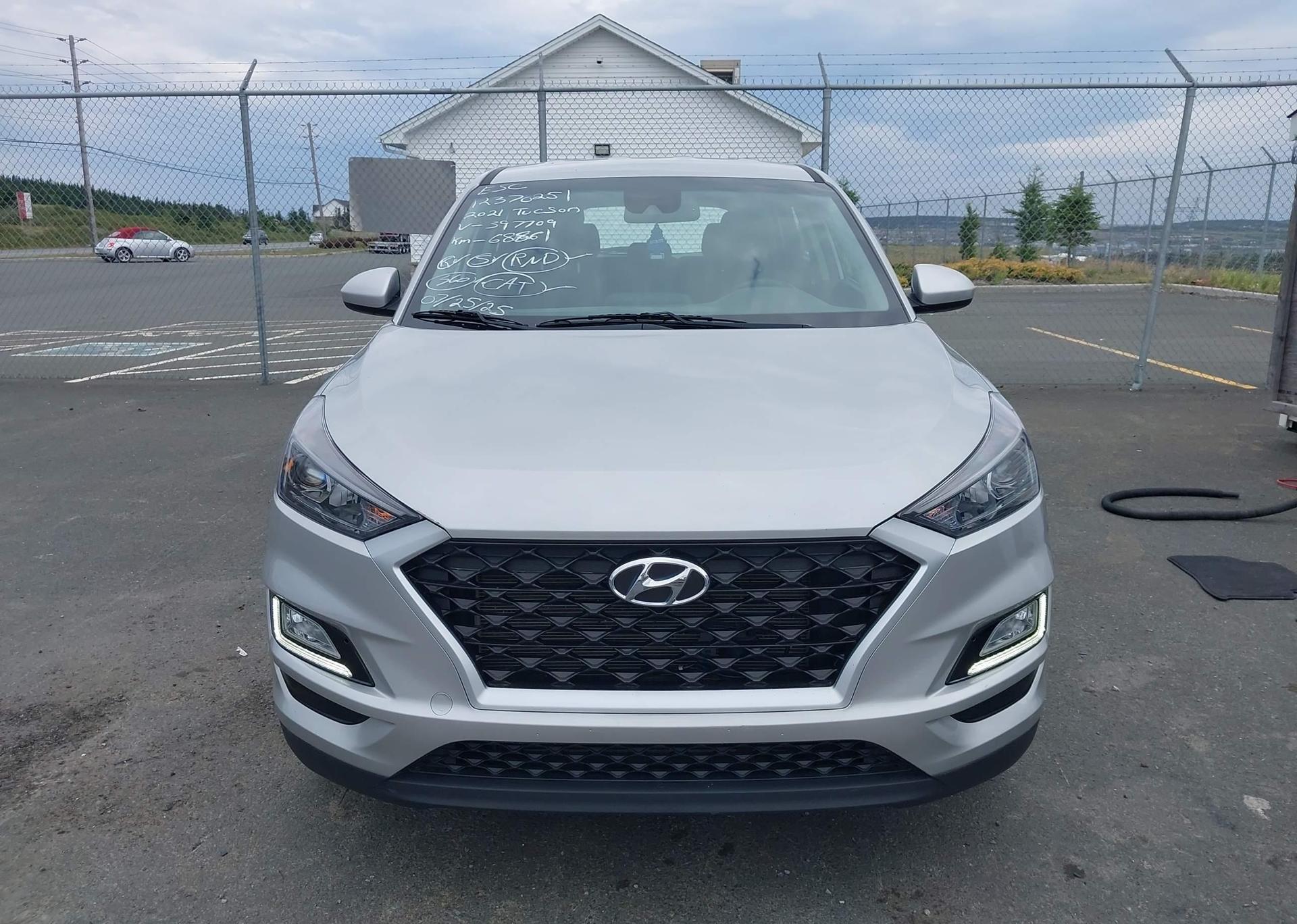 2021 HYUNDAI TUCSON SE