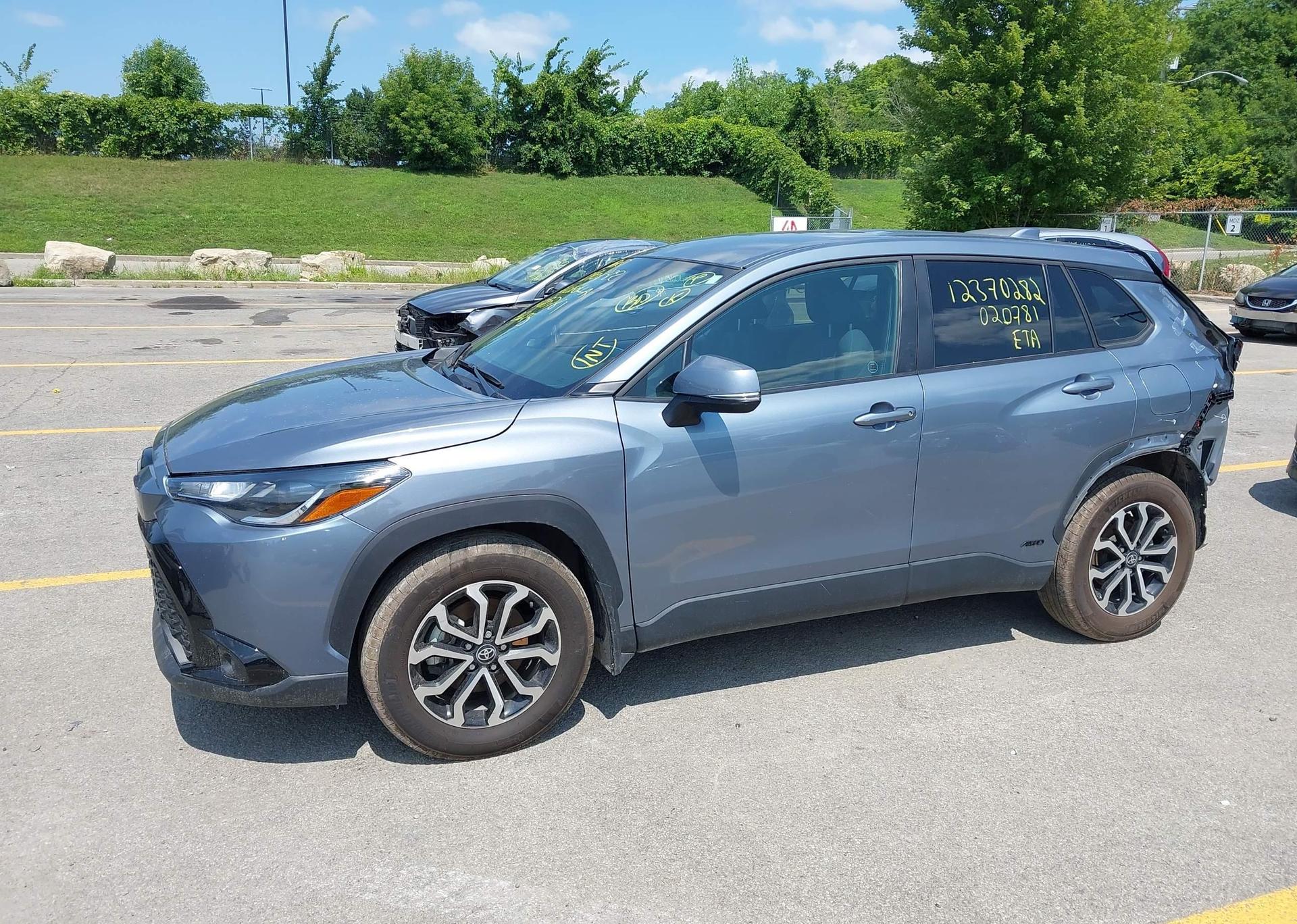 2024 TOYOTA COROLLA CROSS HYBRID SE