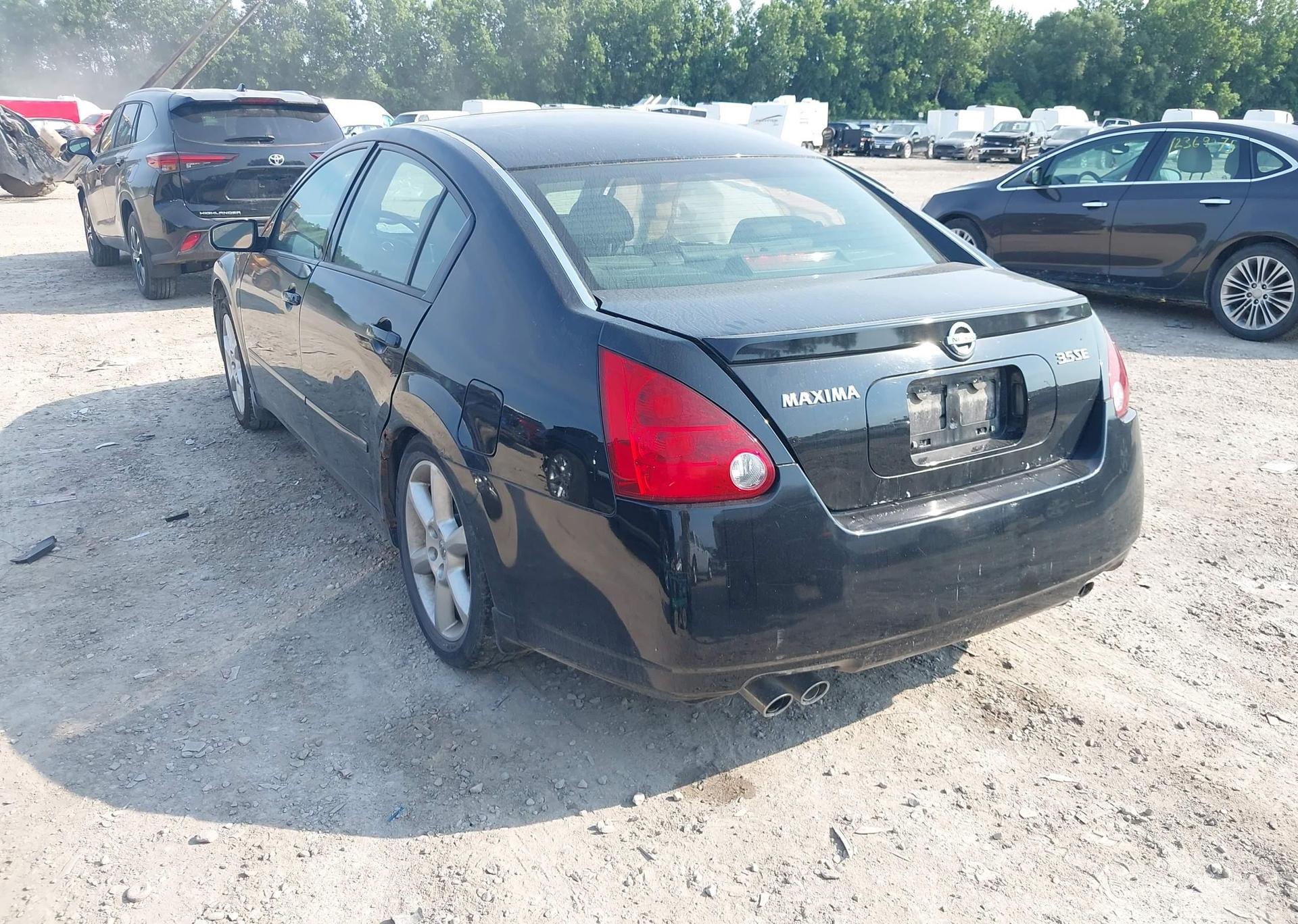 2006 NISSAN MAXIMA SE
