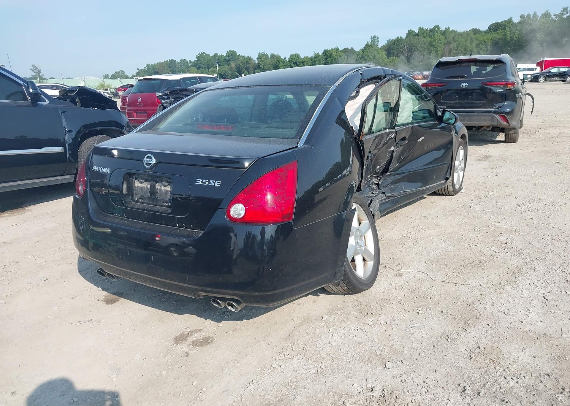 2006 NISSAN MAXIMA SE
