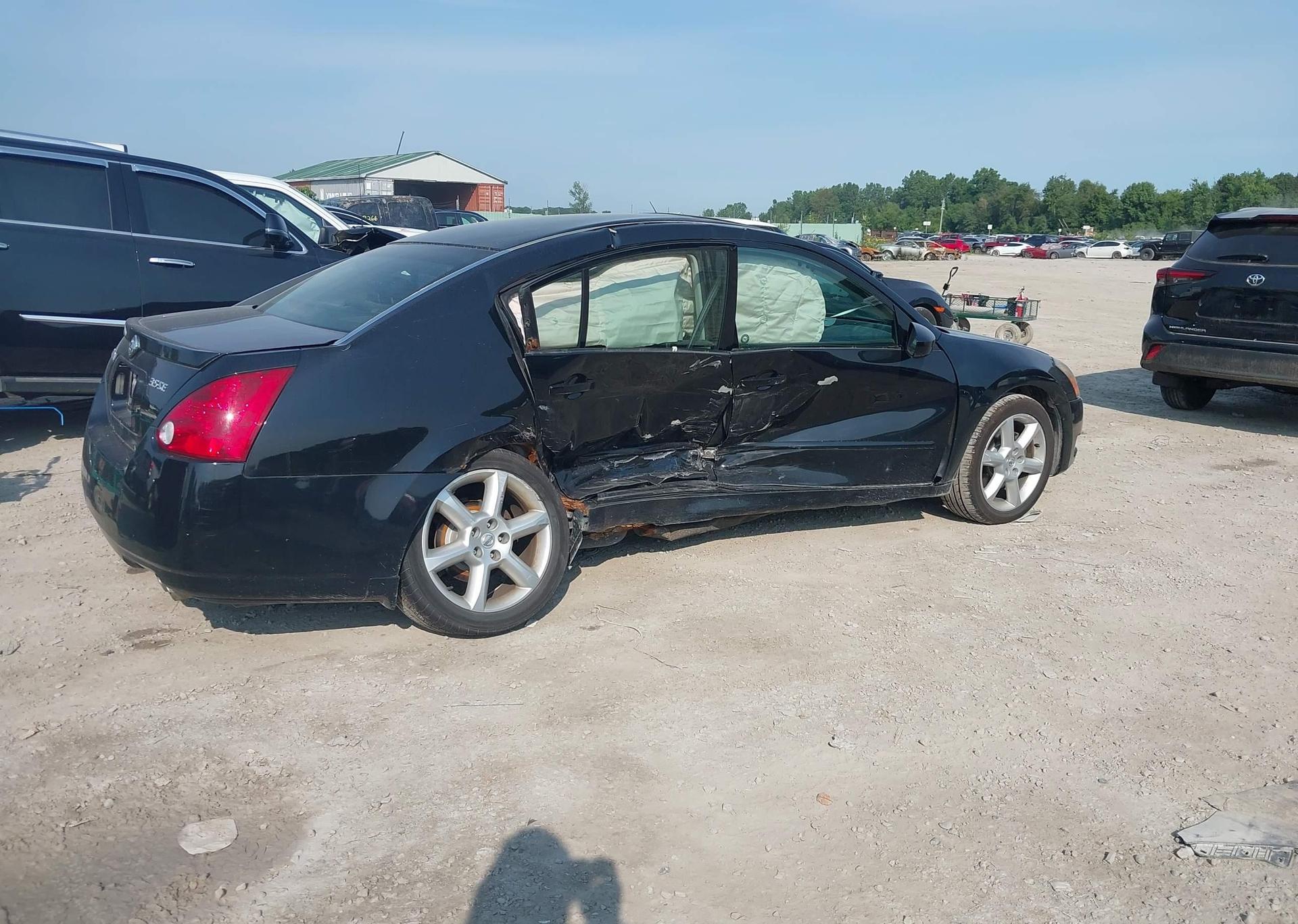 2006 NISSAN MAXIMA SE