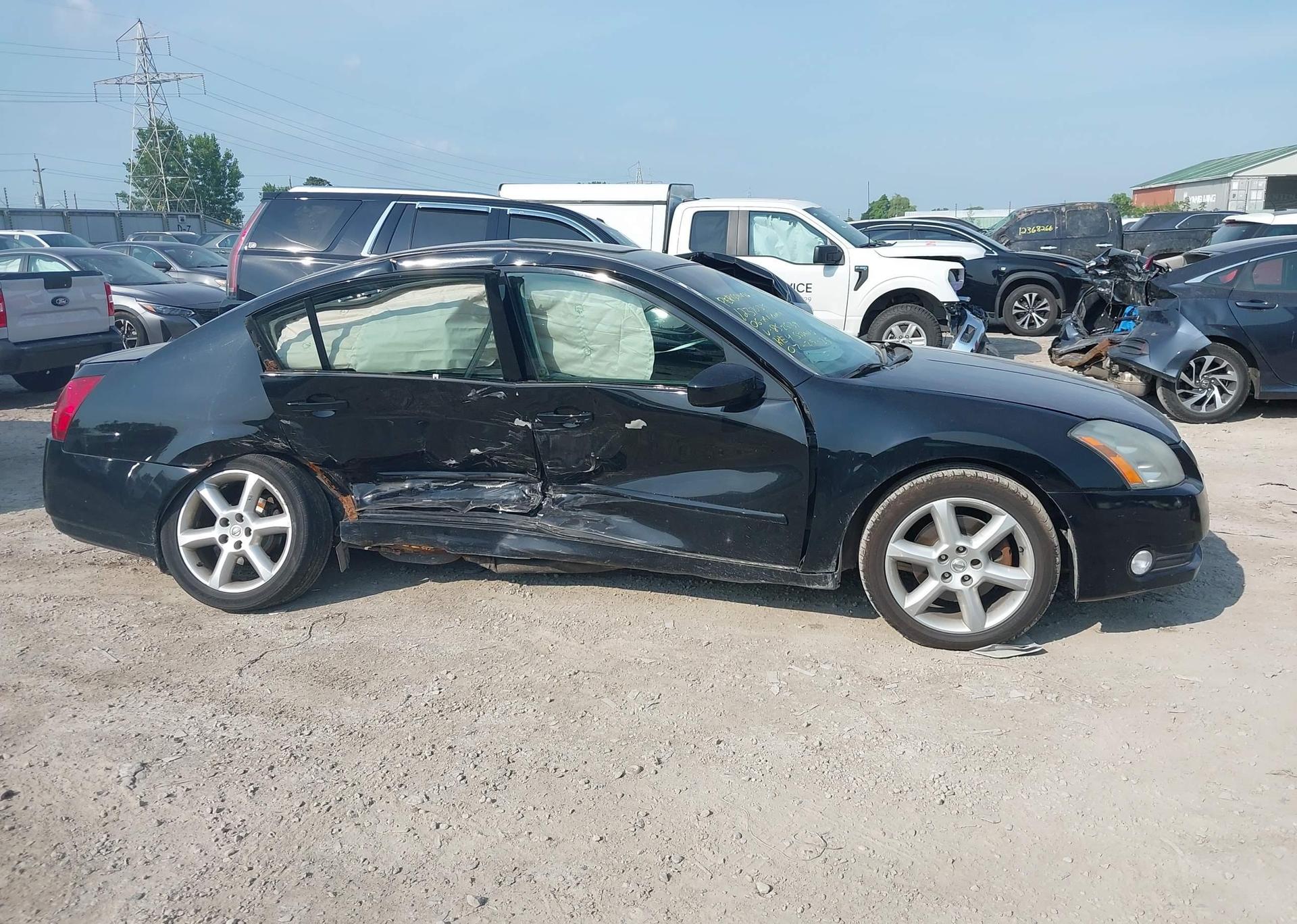 2006 NISSAN MAXIMA SE