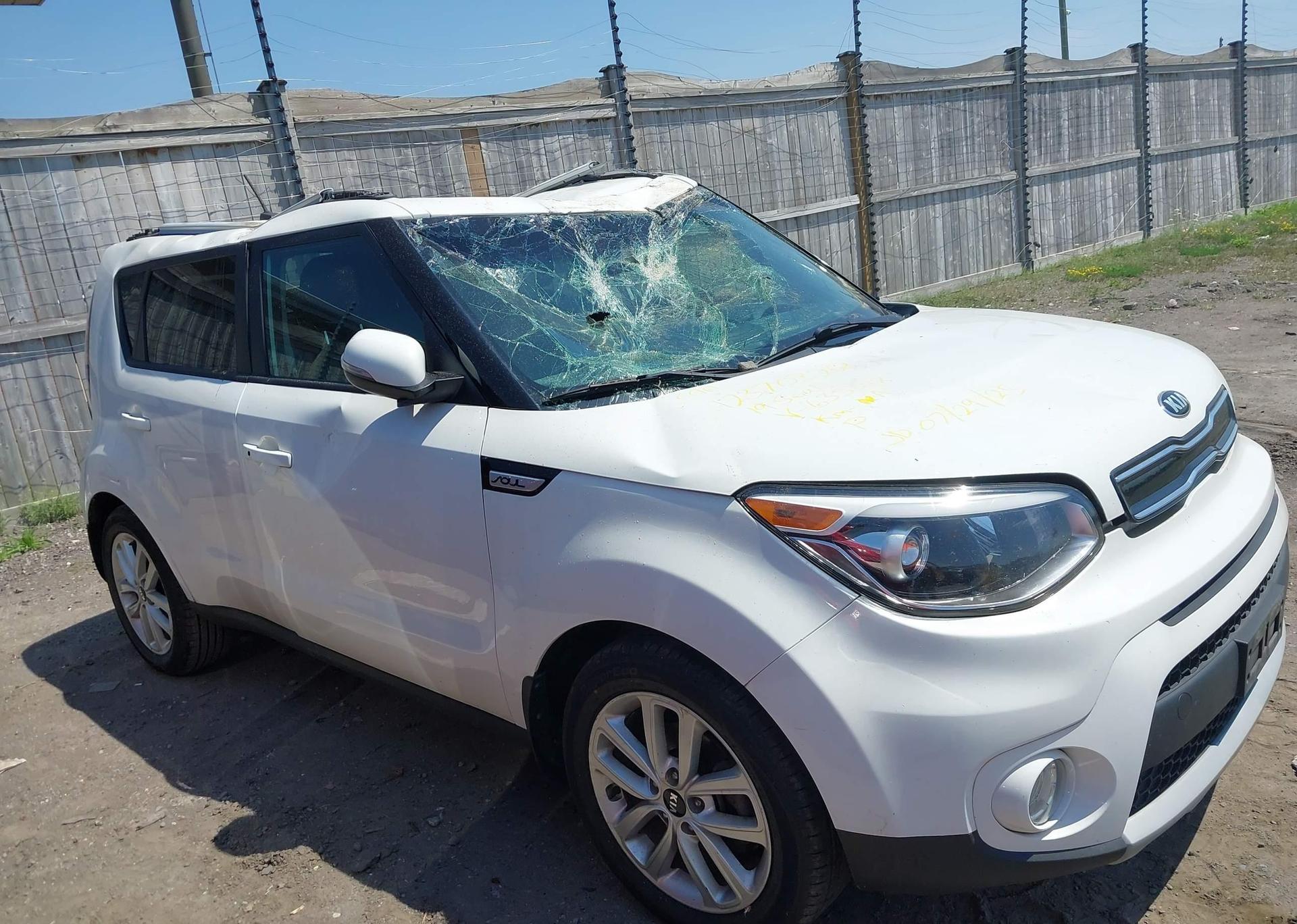2019 KIA SOUL +
