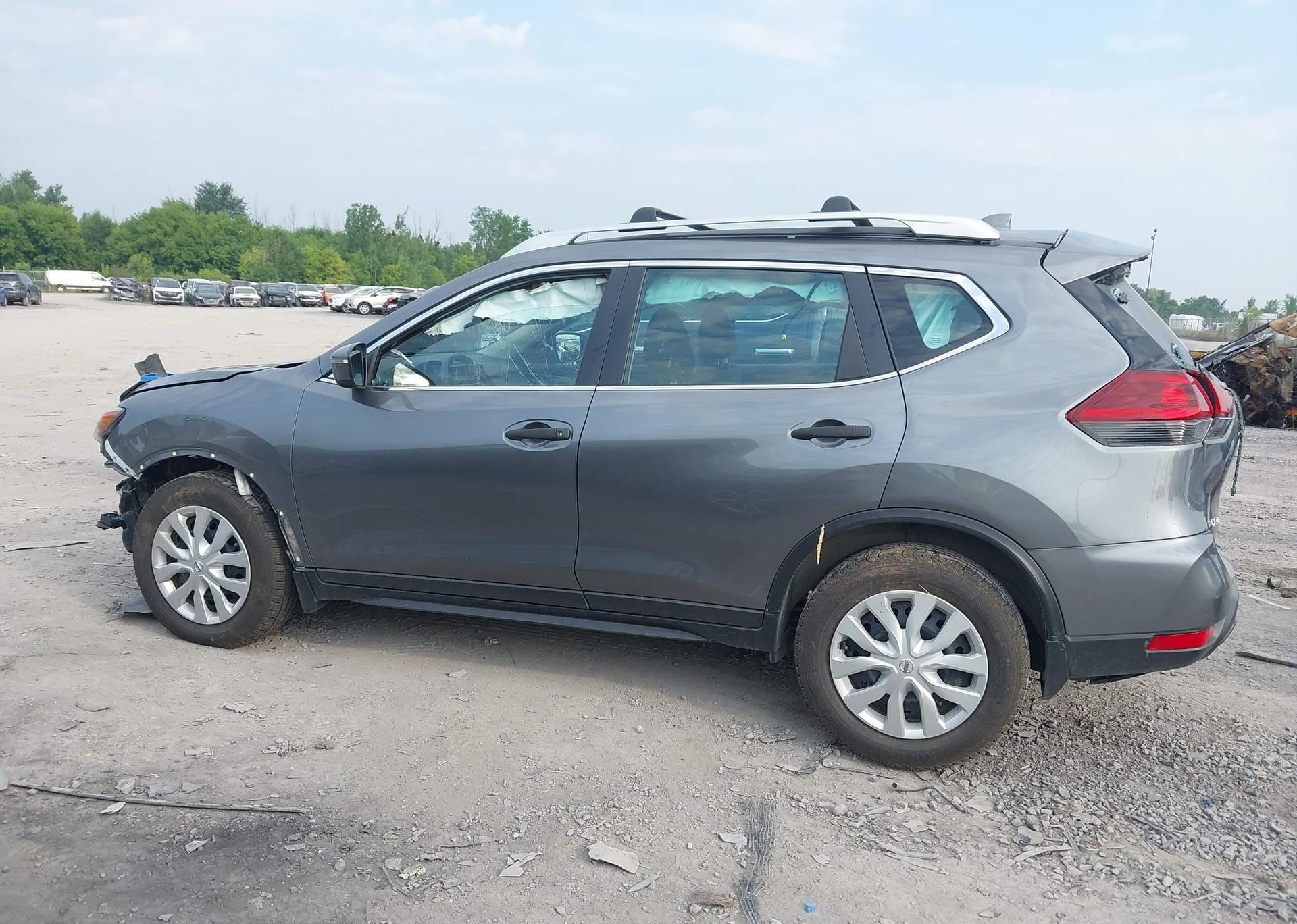 2019 NISSAN ROGUE S