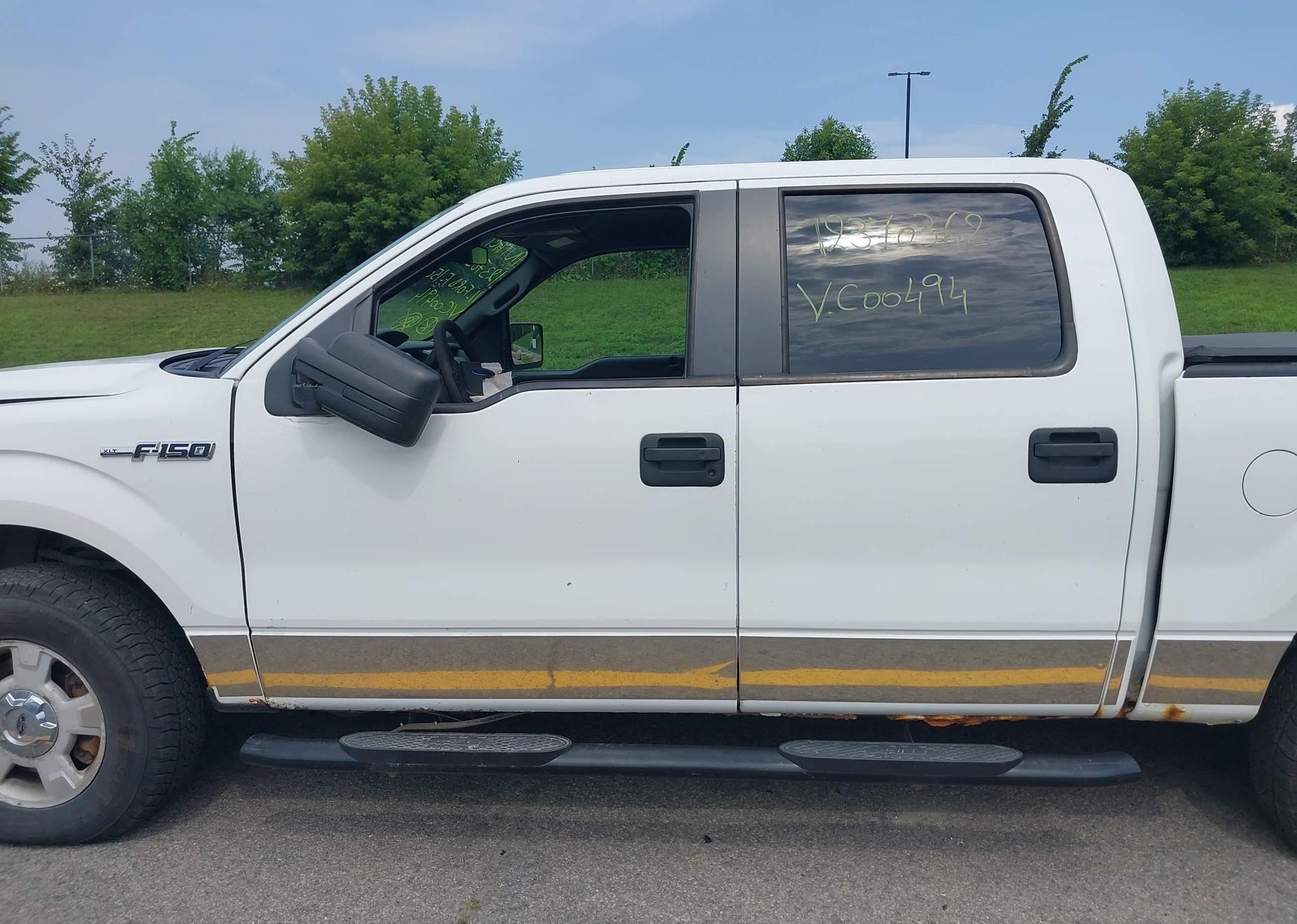 2011 FORD F-150