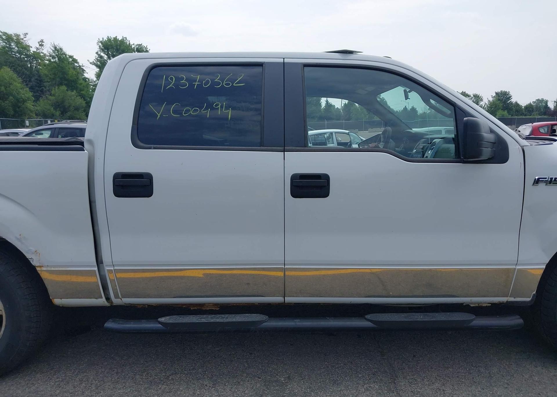 2011 FORD F-150