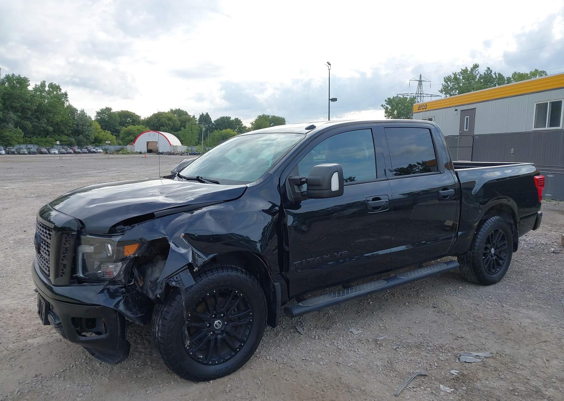 2018 NISSAN TITAN SV