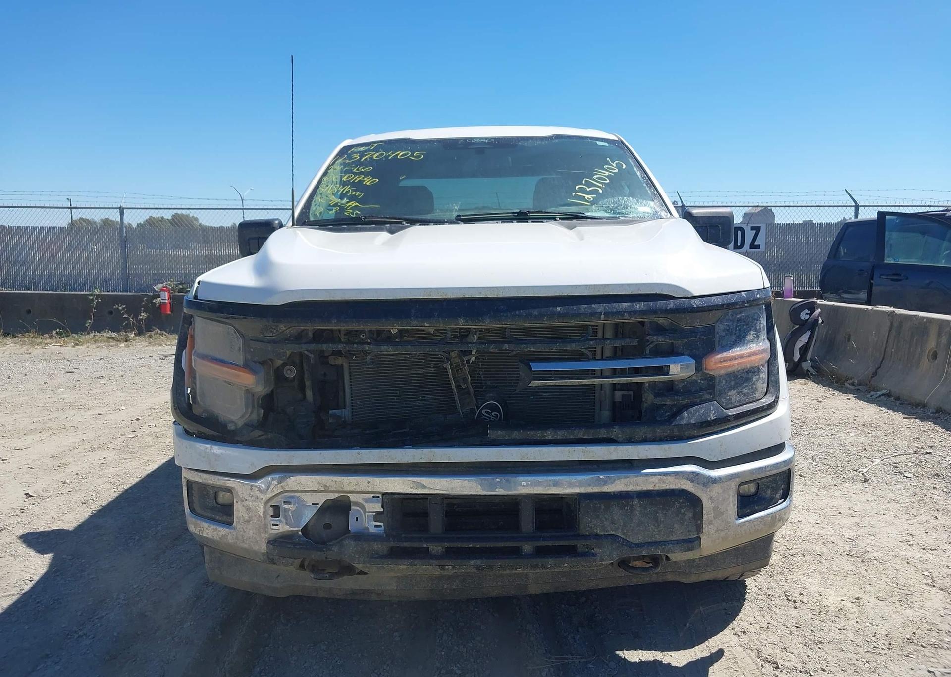 2024 FORD F150 XLT