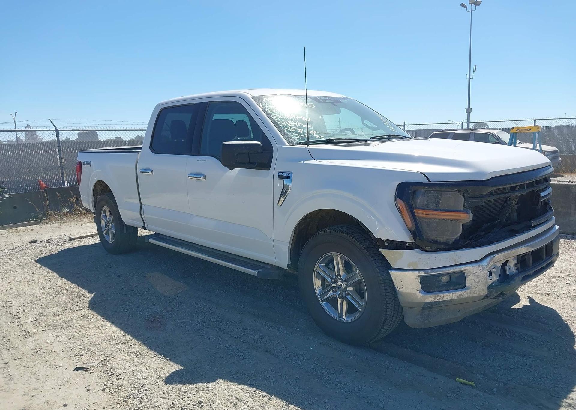 2024 FORD F150 XLT
