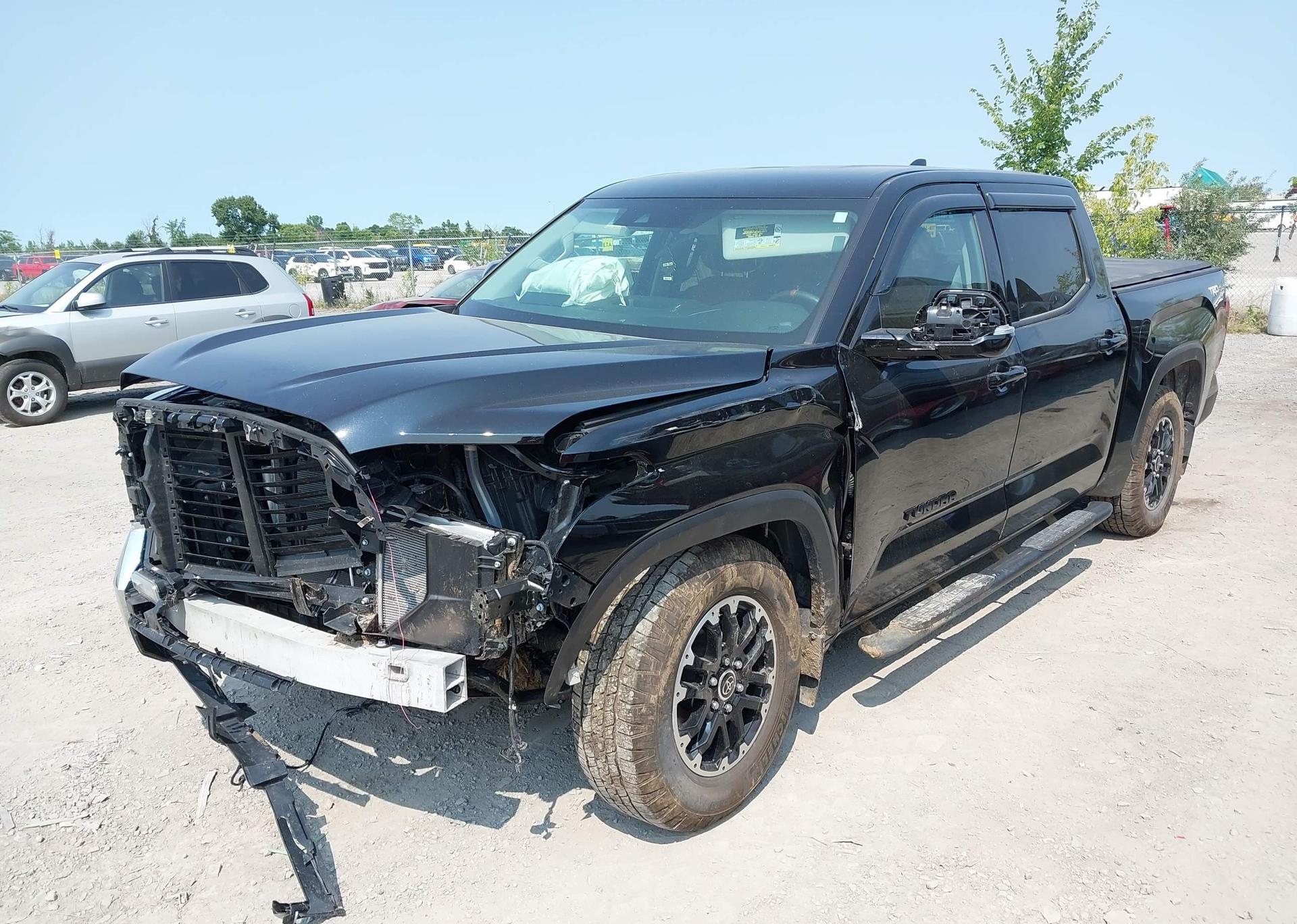 2024 TOYOTA TUNDRA CREWMAX SR