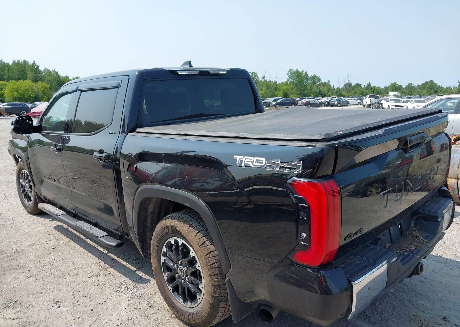 2024 TOYOTA TUNDRA CREWMAX SR