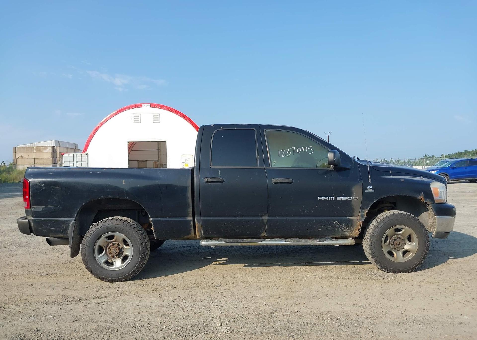 2006 DODGE RAM 3500 SLT