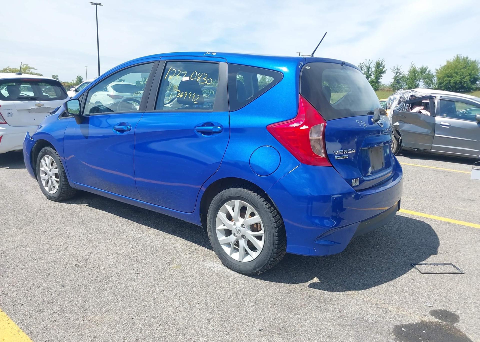 2017 NISSAN VERSA