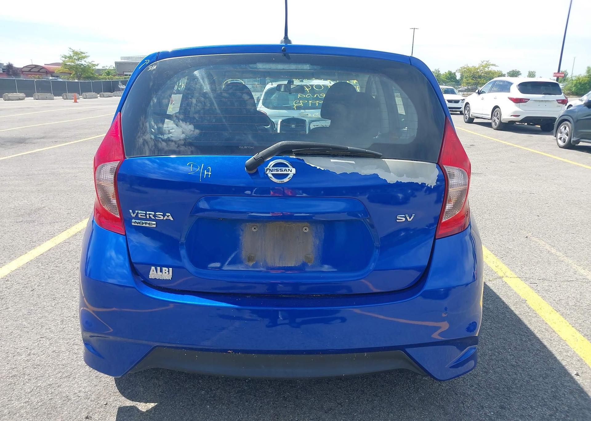 2017 NISSAN VERSA