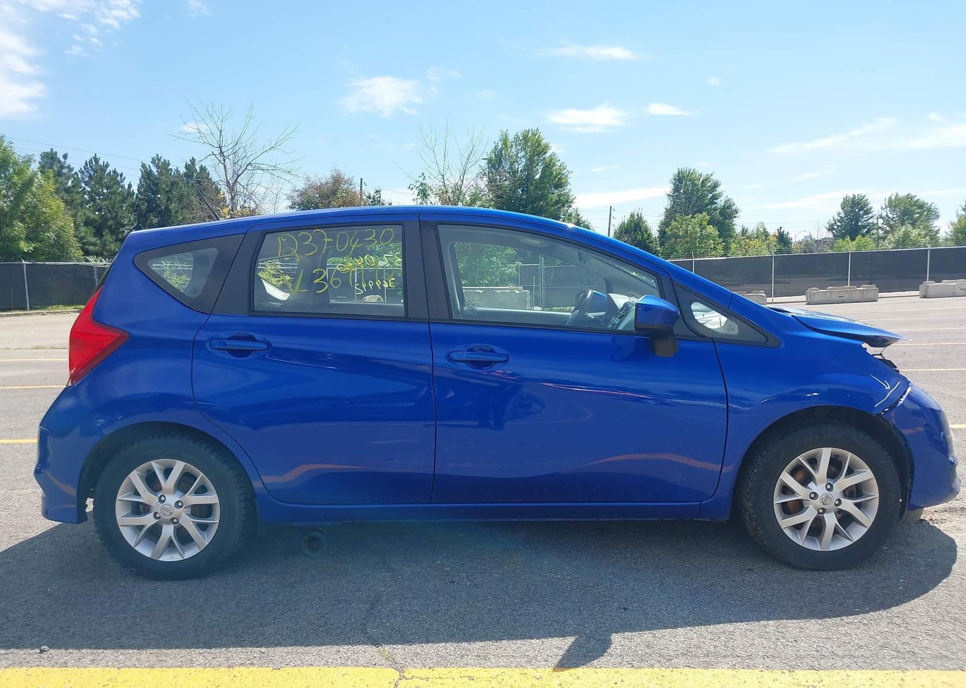 2017 NISSAN VERSA