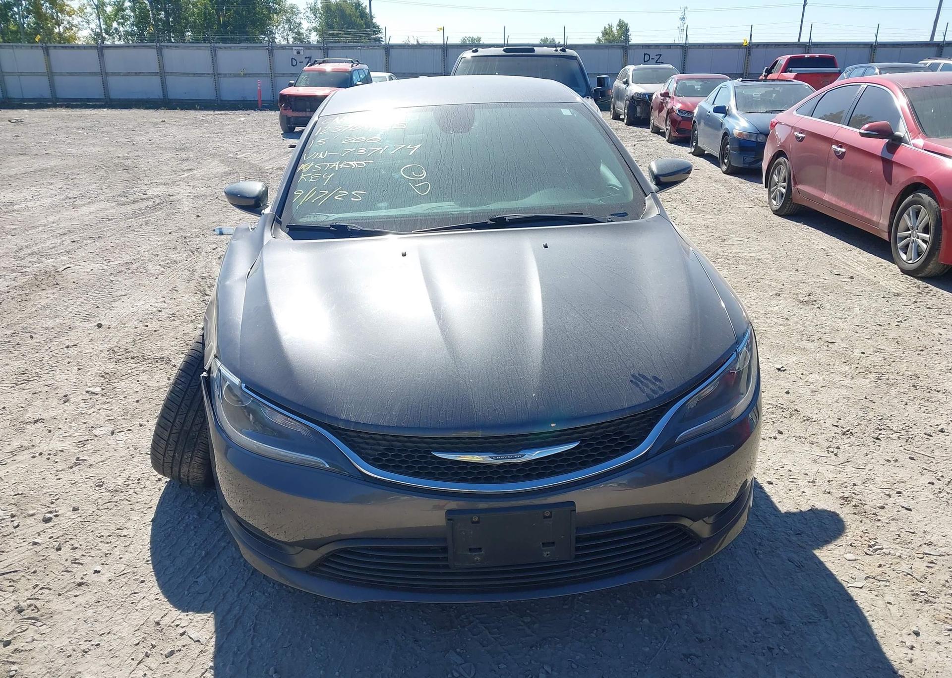 2015 CHRYSLER 200 LX