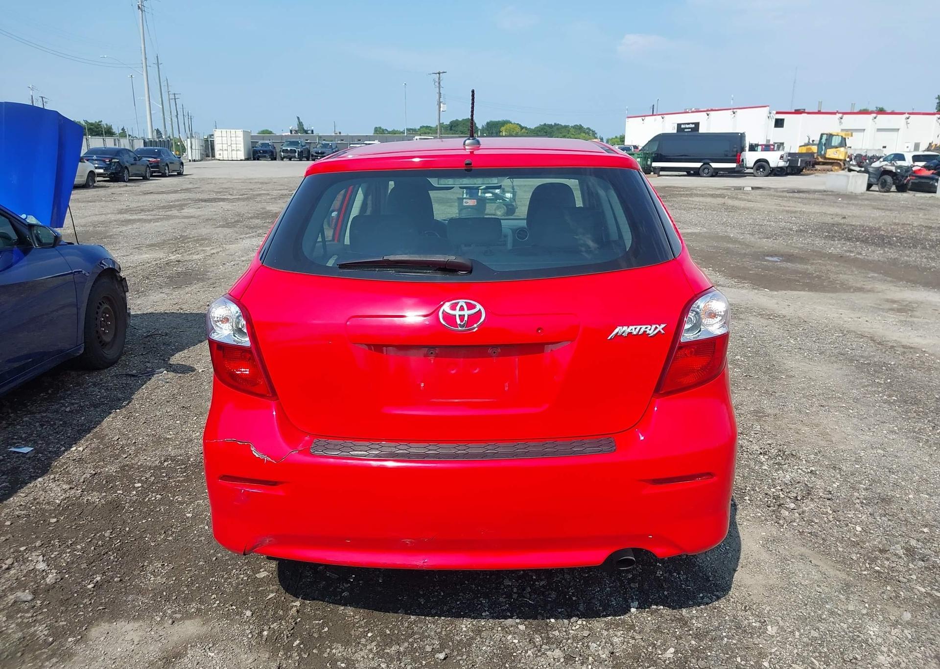 2011 TOYOTA MATRIX