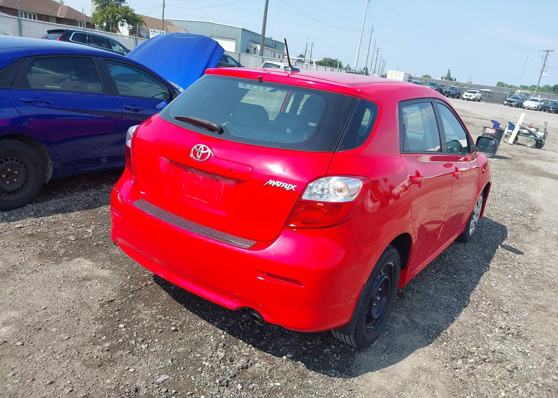 2011 TOYOTA MATRIX