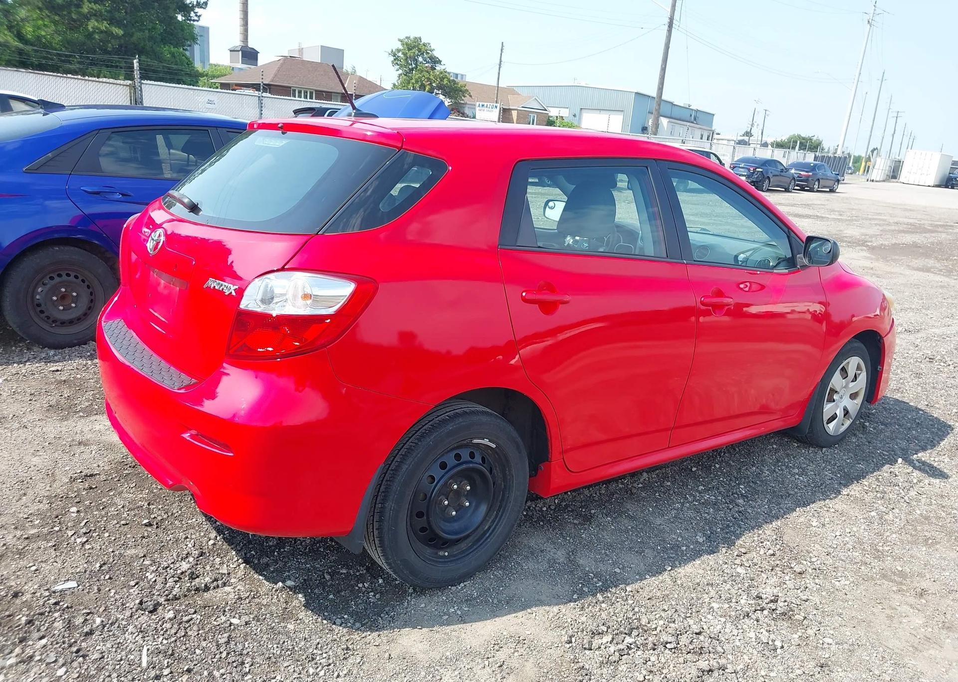 2011 TOYOTA MATRIX