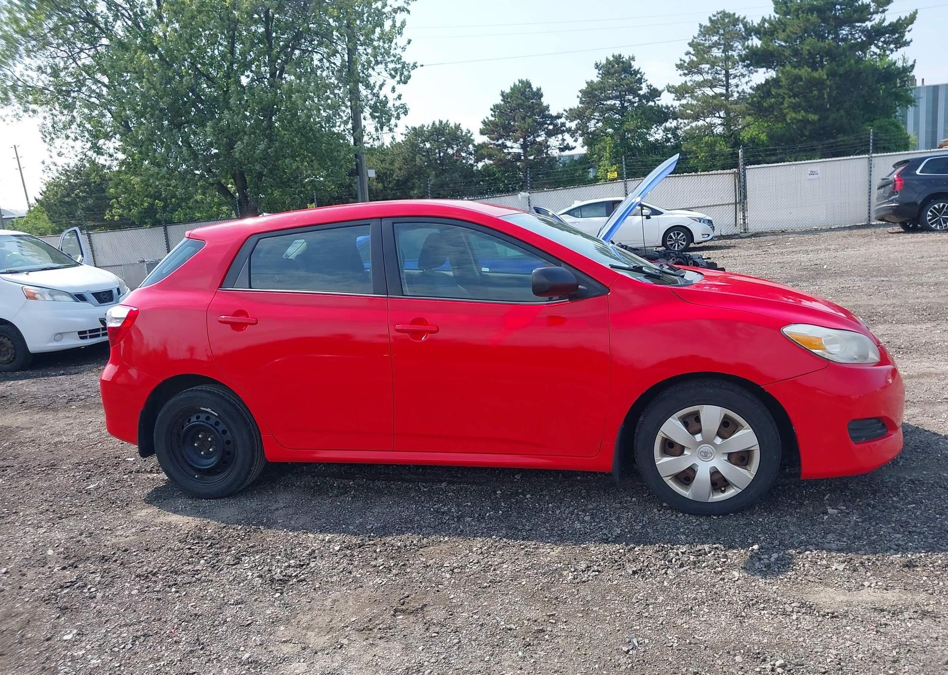 2011 TOYOTA MATRIX