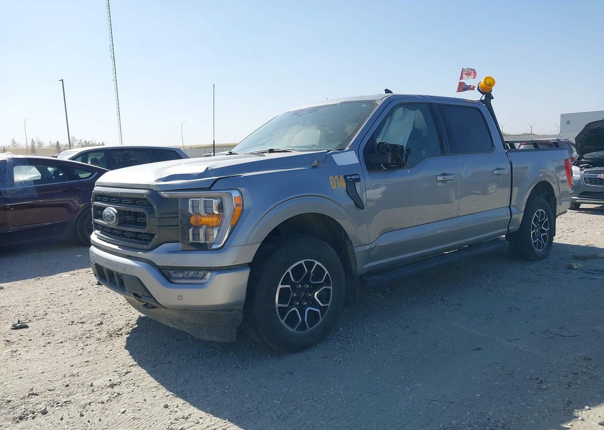 2023 FORD F-150 XLT