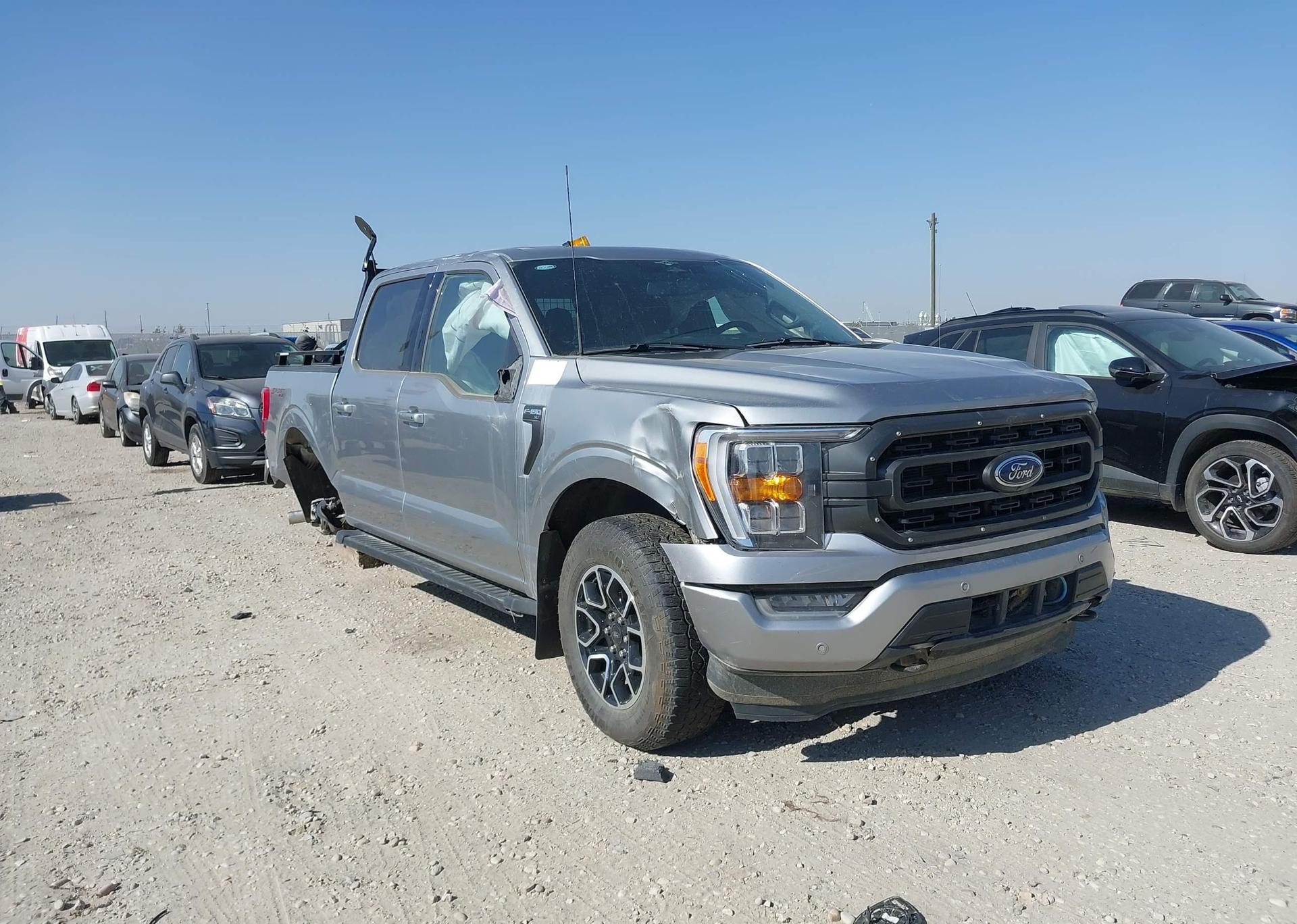 2023 FORD F-150 XLT