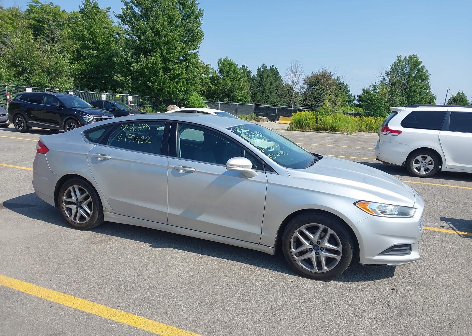 2013 FORD FUSION SE